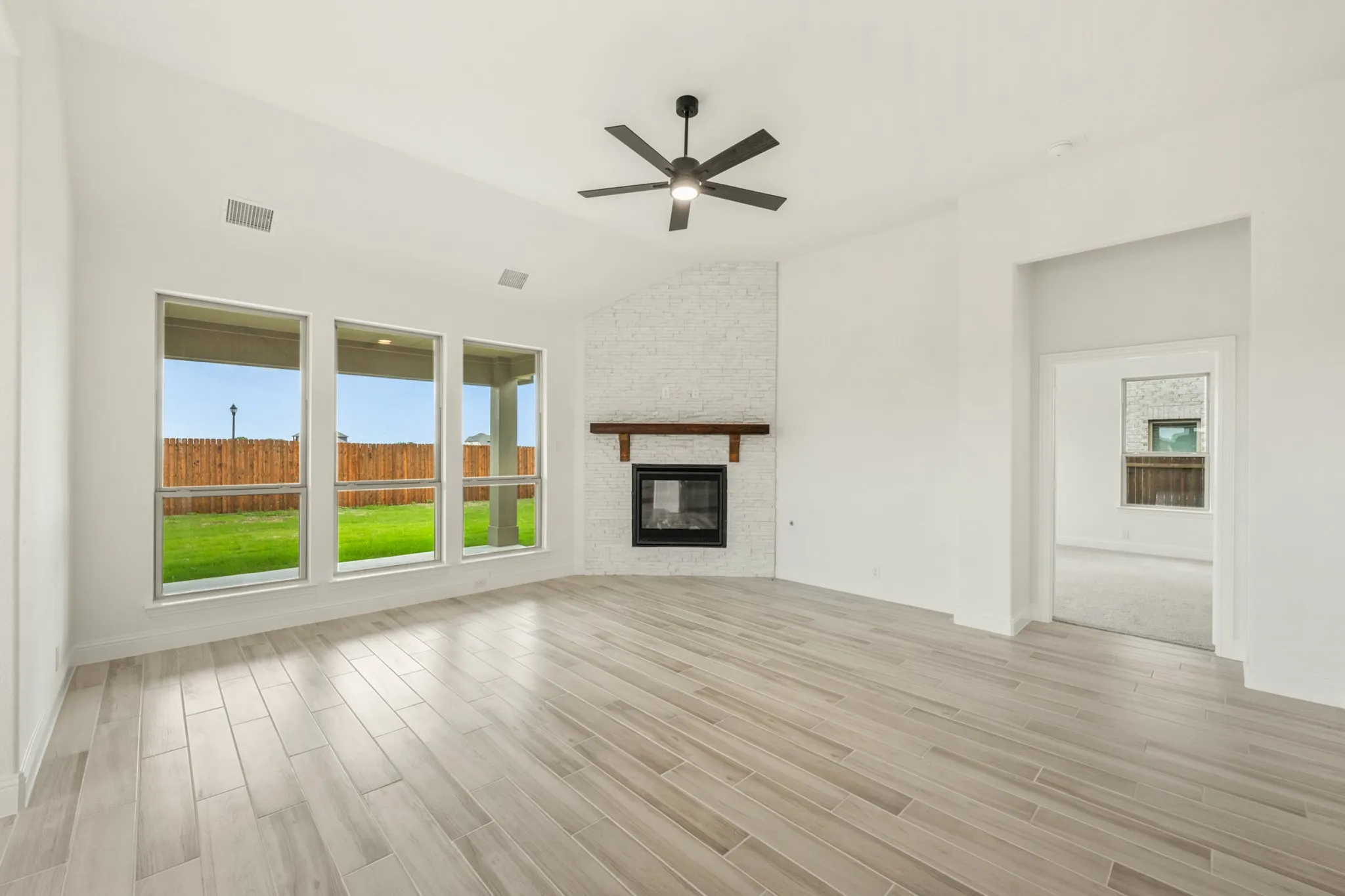 Single Family Residence For Sale in Ellis County , 925 Cannes Drive, Red Oak, Texas 75154, 4 Bedroom, 4 Bathroom, 2 Garage spaces, 3,436 Sqft, built in 2025, New Construction - Complete, mls#21160000, Real Estate Agent in Red Oak, Homes For Sale in Ellis county, Homes For Sale in Red Oak, Realtor in Red Oak Texas, Real Estate Brokerage Independent Realty Texas, Luminita Cordes Realtor