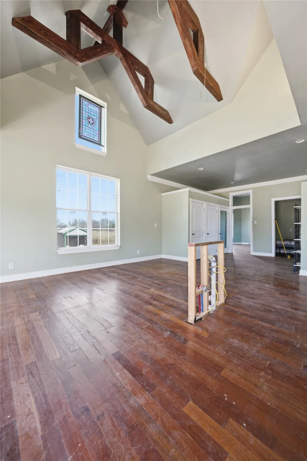 Single Family Residence For Sale in Van Zandt County , 8640 State Highway 198, Canton, Texas 75103, 3 Bedrooms, 3 Bathrooms, 3 Garage spaces, 2,100 Sqft, built in 1940, Preowned, Price $899,900, mls#21159578, Real Estate Agent in Canton, Homes For Sale in Van Zandt county, Homes For Sale in Canton, Realtor in Canton Texas, Real Estate Brokerage Independent Realty Texas, Luminita Cordes Realtor