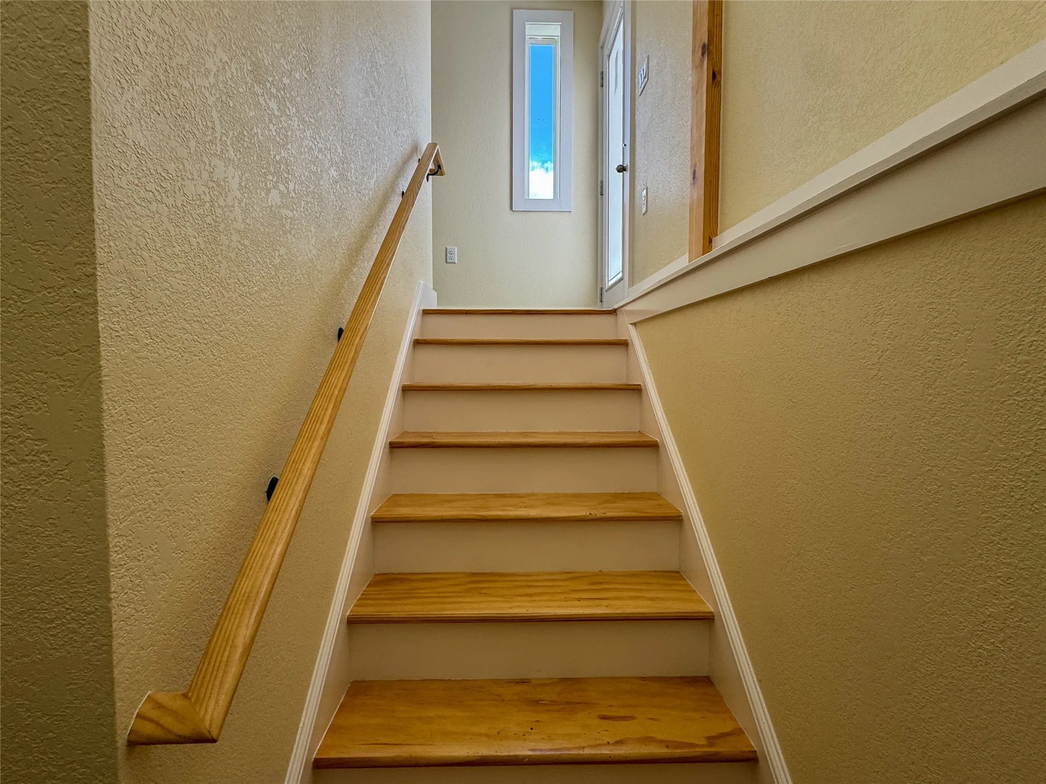 Single Family Residence For Rent in Hunt County , 1228 Kennie Drive, Commerce, Texas 75428, 3 Bedroom, 3 Bathroom, Garage spaces, 1,248 Sqft, built in 2022, Preowned, mls#21160172, Real Estate Agent in Commerce, Homes For Rent in Hunt county, Homes For Rent in Commerce, Realtor in Commerce Texas, Real Estate Brokerage Independent Realty Texas, Luminita Cordes Realtor