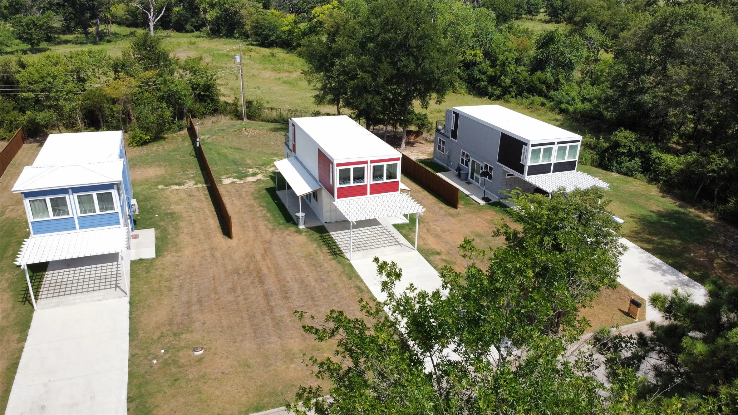 Single Family Residence For Rent in Hunt County , 1228 Kennie Drive, Commerce, Texas 75428, 3 Bedroom, 3 Bathroom, Garage spaces, 1,248 Sqft, built in 2022, Preowned, mls#21160172, Real Estate Agent in Commerce, Homes For Rent in Hunt county, Homes For Rent in Commerce, Realtor in Commerce Texas, Real Estate Brokerage Independent Realty Texas, Luminita Cordes Realtor