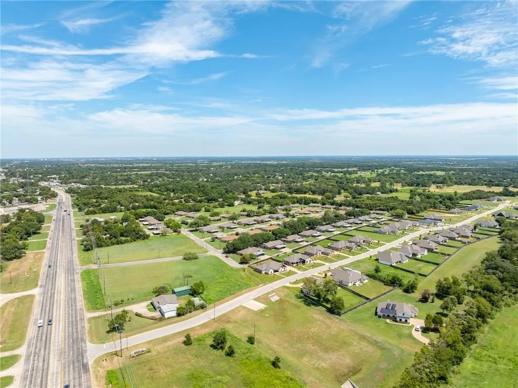 Unimproved Land For Sale in Mc Lennan County , 220 Fox Run Lane, Robinson, Texas 76706, 0, 0, Garage spaces, 0 Sqft, built in 0, Price $95,000, mls#21157048, Real Estate Agent in Robinson, Homes For Sale in Mc Lennan county, Homes For Sale in Robinson, Realtor in Robinson Texas, Real Estate Brokerage Independent Realty Texas, Luminita Cordes Realtor