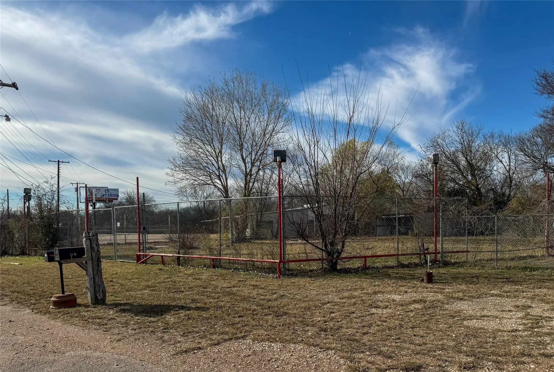 Unimproved Land For Sale in Johnson County , 1709 N Main Street, Cleburne, Texas 76033, 0, 0, Garage spaces, 0 Sqft, built in 0, Preowned, mls#21160215, Real Estate Agent in Cleburne, Homes For Sale in Johnson county, Homes For Sale in Cleburne, Realtor in Cleburne Texas, Real Estate Brokerage Independent Realty Texas, Luminita Cordes Realtor