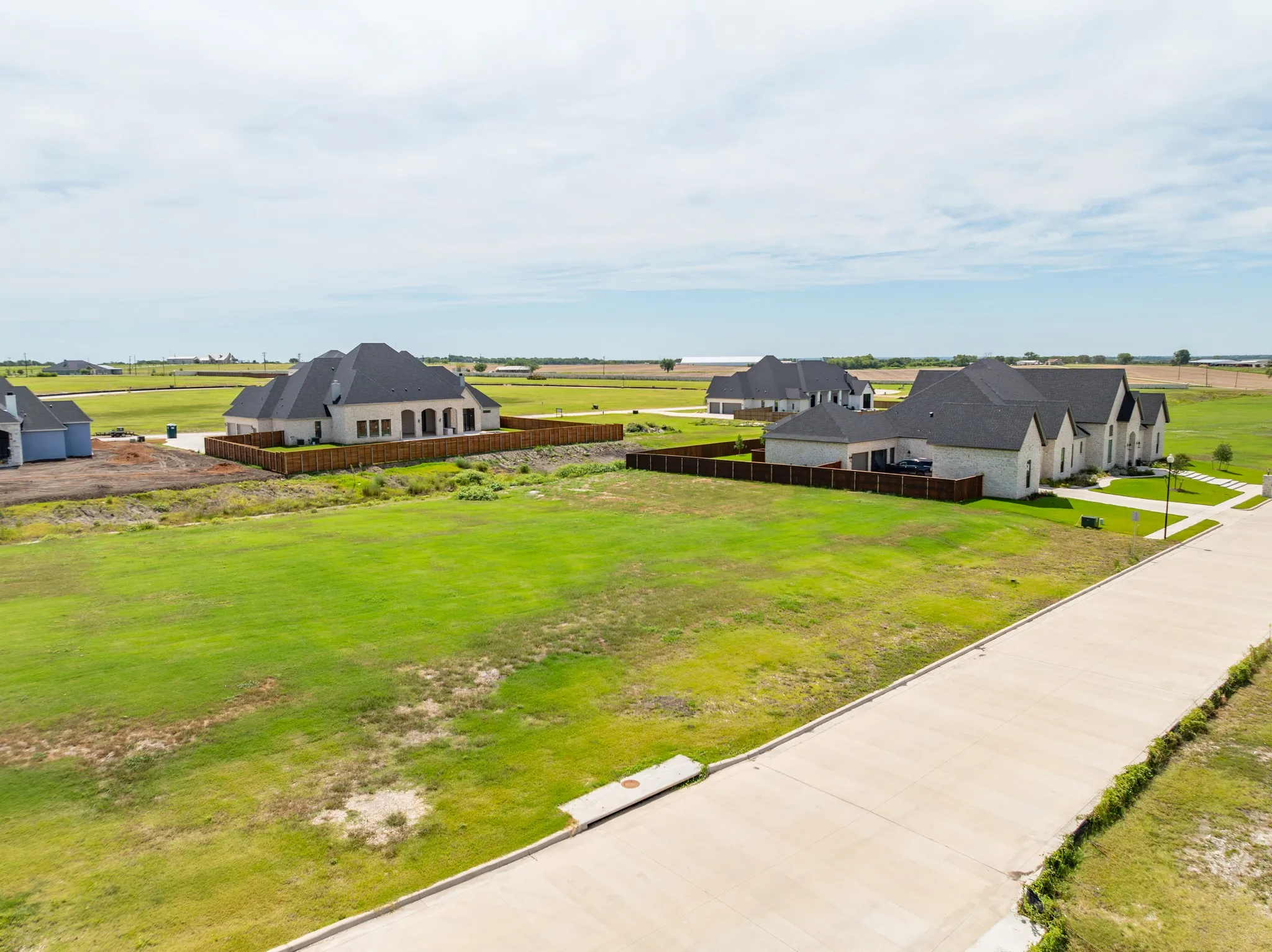 Unimproved Land For Sale in Mc Lennan County , 125 Sunflower Street, Lorena, Texas 76655, 0, 0, Garage spaces, 0 Sqft, built in 0, Price $105,000, mls#21157820, Real Estate Agent in Lorena, Homes For Sale in Mc Lennan county, Homes For Sale in Lorena, Realtor in Lorena Texas, Real Estate Brokerage Independent Realty Texas, Luminita Cordes Realtor