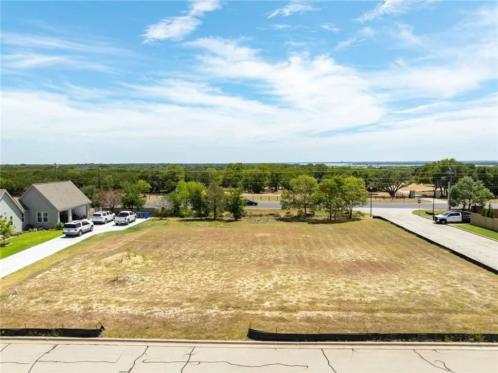 Unimproved Land For Sale in Mc Lennan County , 220 Wycliff Drive, Waco, Texas 76633, 0, 0, Garage spaces, 0 Sqft, built in 0, Price $95,000, mls#21156363, Real Estate Agent in Waco, Homes For Sale in Mc Lennan county, Homes For Sale in Waco, Realtor in Waco Texas, Real Estate Brokerage Independent Realty Texas, Luminita Cordes Realtor