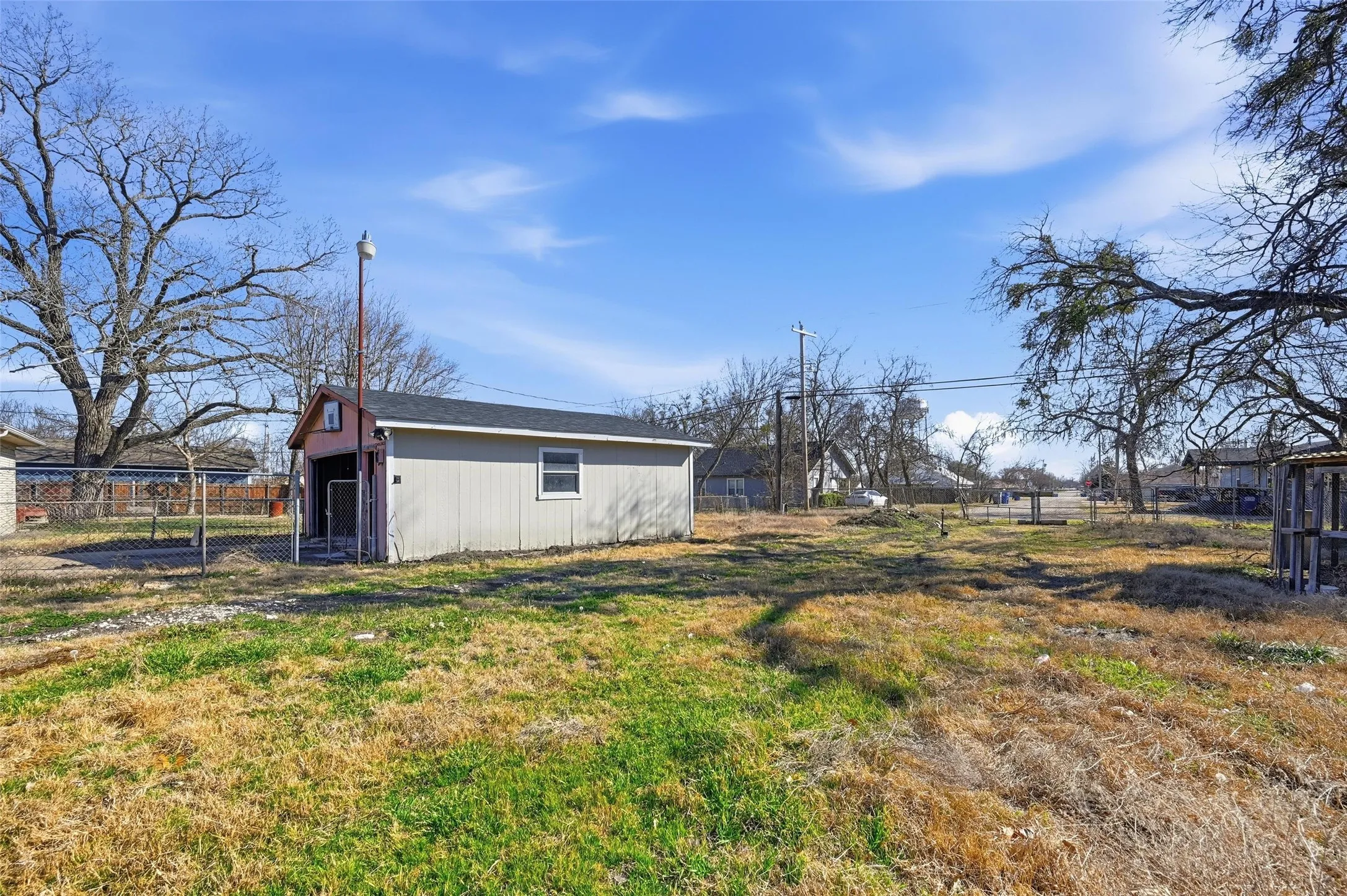 Single Family Residence For Sale in Collin County , 421 Cherry Drive, Princeton, Texas 75407, 3 Bedrooms, 2 Bathrooms, 2 Garage spaces, 1,702 Sqft, built in 1968, Price $256,500, mls#21160281, Real Estate Agent in Princeton, Homes For Sale in Collin county, Homes For Sale in Princeton, Realtor in Princeton Texas, Real Estate Brokerage Independent Realty Texas, Luminita Cordes Realtor