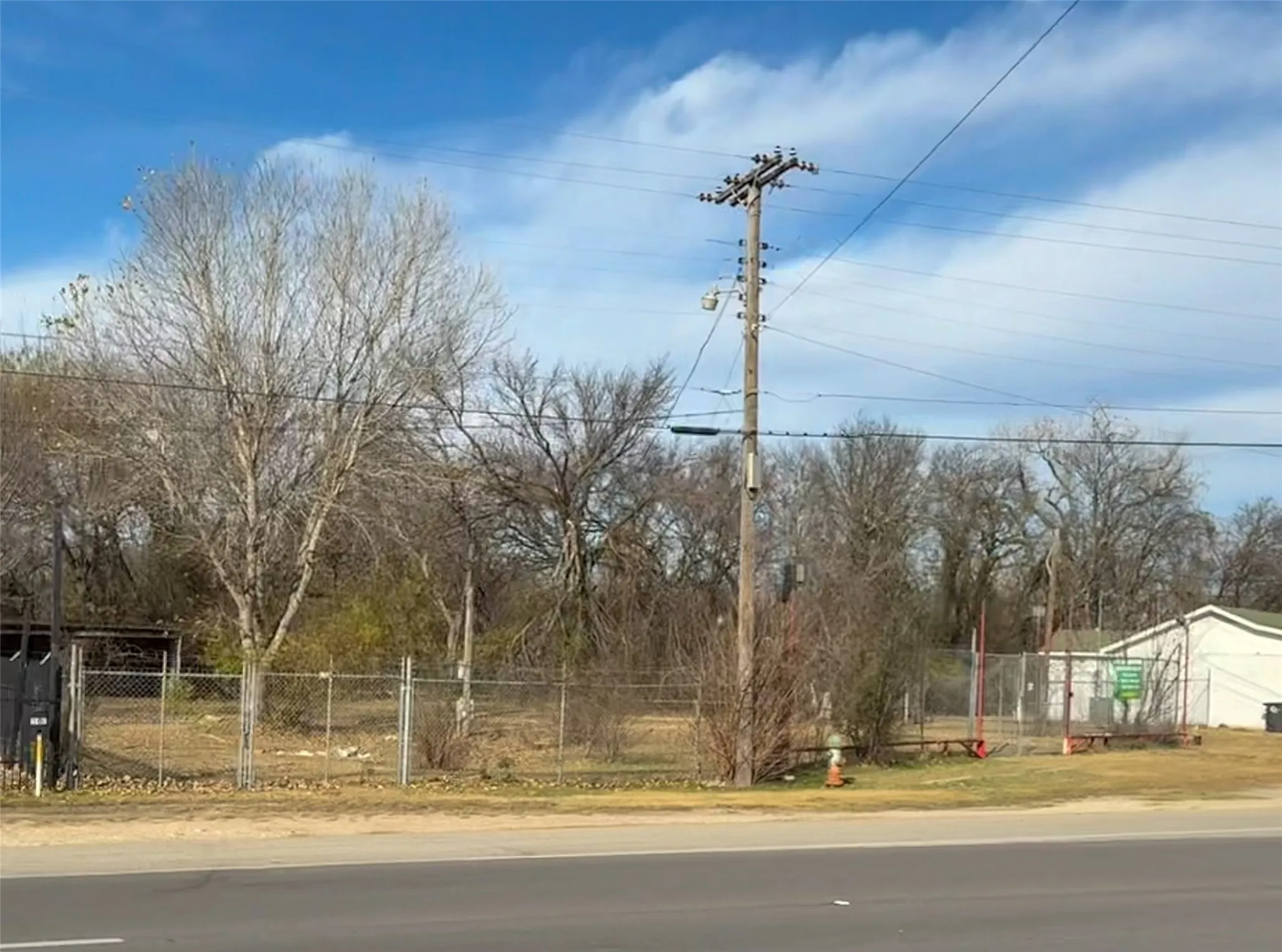 Unimproved Land For Sale in Johnson County , 1709 N Main, Cleburne, Texas 76033, 0, 0, Garage spaces, 0 Sqft, built in 0, mls#21160298, Real Estate Agent in Cleburne, Homes For Sale in Johnson county, Homes For Sale in Cleburne, Realtor in Cleburne Texas, Real Estate Brokerage Independent Realty Texas, Luminita Cordes Realtor