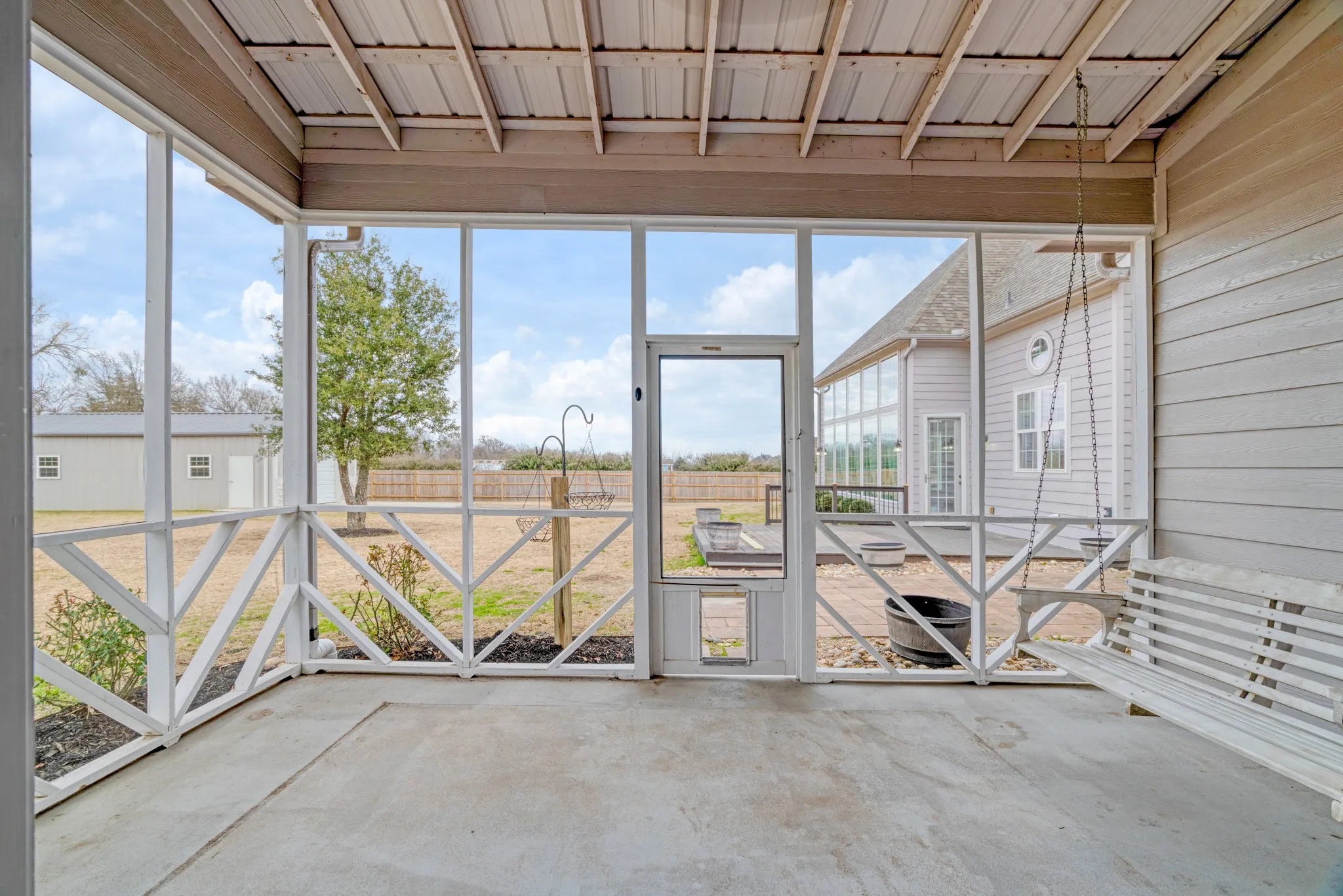 Single Family Residence For Sale in Lamar County , 4705 Boulder Lane, Paris, Texas 75462, 5 Bedroom, 4 Bathroom, 2 Garage spaces, 3,963 Sqft, built in 2014, Preowned, mls#21160155, Real Estate Agent in Paris, Homes For Sale in Lamar county, Homes For Sale in Paris, Realtor in Paris Texas, Real Estate Brokerage Independent Realty Texas, Luminita Cordes Realtor