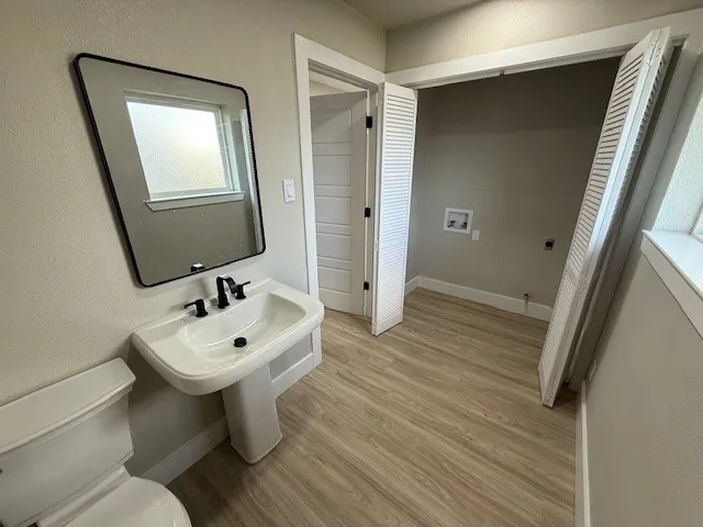 Single Family Residence For Sale in Collin County , 1010 Business 78, Farmersville, Texas 75442, 4 Bedroom, 3 Bathroom, 2 Garage spaces, 2,301 Sqft, built in 1970, mls#21159832, Real Estate Agent in Farmersville, Homes For Sale in Collin county, Homes For Sale in Farmersville, Realtor in Farmersville Texas, Real Estate Brokerage Independent Realty Texas, Luminita Cordes Realtor