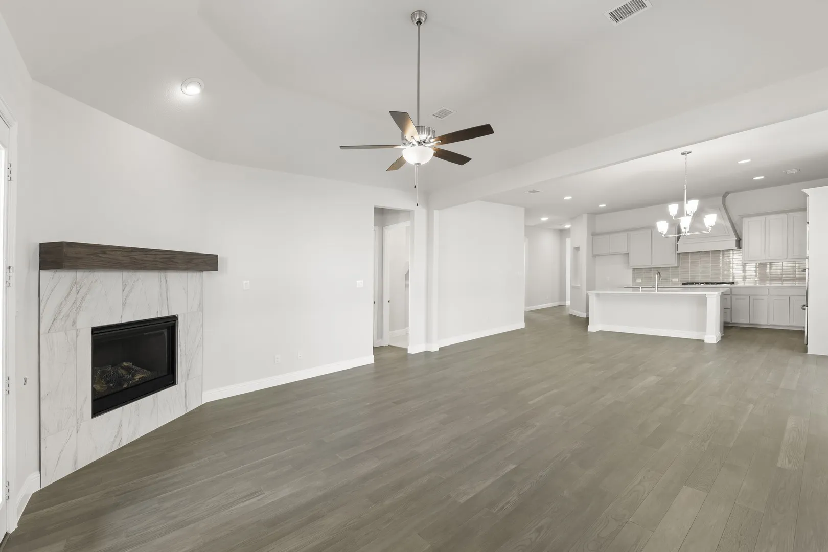 Single Family Residence For Sale in Collin County , 3209 Agnew Street, Celina, Texas 75009, 3 Bedroom, 2 Bathroom, 2 Garage spaces, 2,110 Sqft, built in 2026, New Construction - Complete, mls#21160451, Real Estate Agent in Celina, Homes For Sale in Collin county, Homes For Sale in Celina, Realtor in Celina Texas, Real Estate Brokerage Independent Realty Texas, Luminita Cordes Realtor
