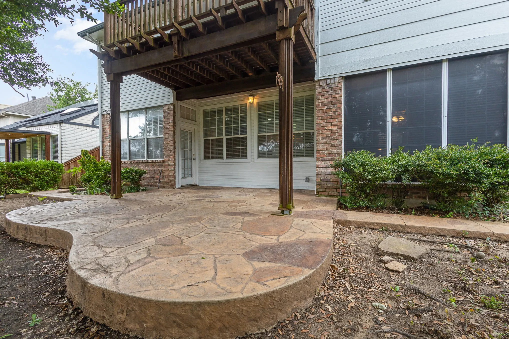Single Family Residence For Sale in Collin County , 5416 Promise Land Drive, Frisco, Texas 75035, 4 Bedrooms, 4 Bathrooms, 2 Garage spaces, 2,814 Sqft, built in 1988, Preowned, Price $559,000, mls#21160472, Real Estate Agent in Frisco, Homes For Sale in Collin county, Homes For Sale in Frisco, Realtor in Frisco Texas, Real Estate Brokerage Independent Realty Texas, Luminita Cordes Realtor