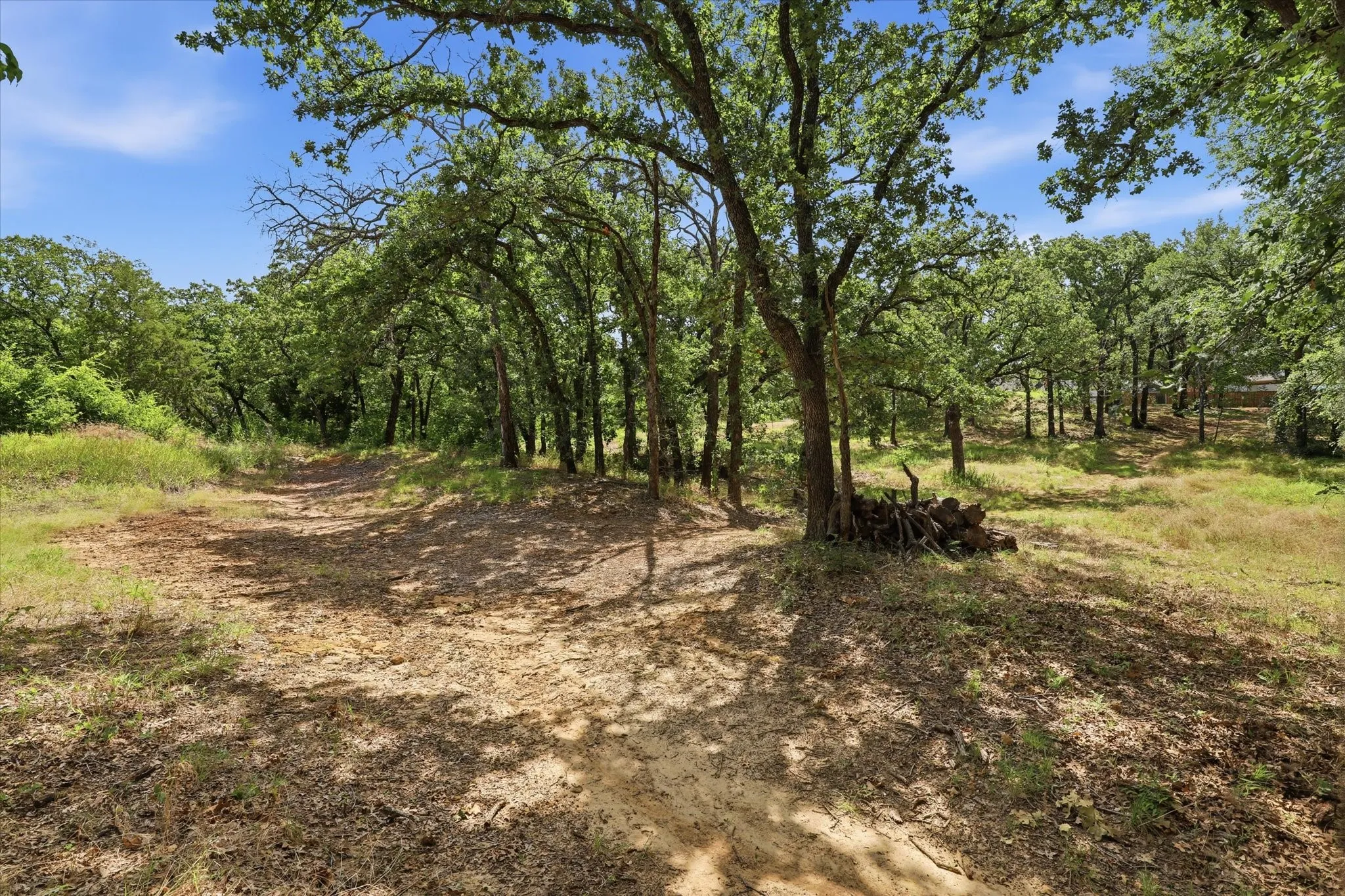 Unimproved Land For Sale in Denton County , 18 Royal Oaks Boulevard, Hickory Creek, Texas 75065, 0, 0, Garage spaces, 0 Sqft, built in 0, mls#21160108, Real Estate Agent in Hickory Creek, Homes For Sale in Denton county, Homes For Sale in Hickory Creek, Realtor in Hickory Creek Texas, Real Estate Brokerage Independent Realty Texas, Luminita Cordes Realtor