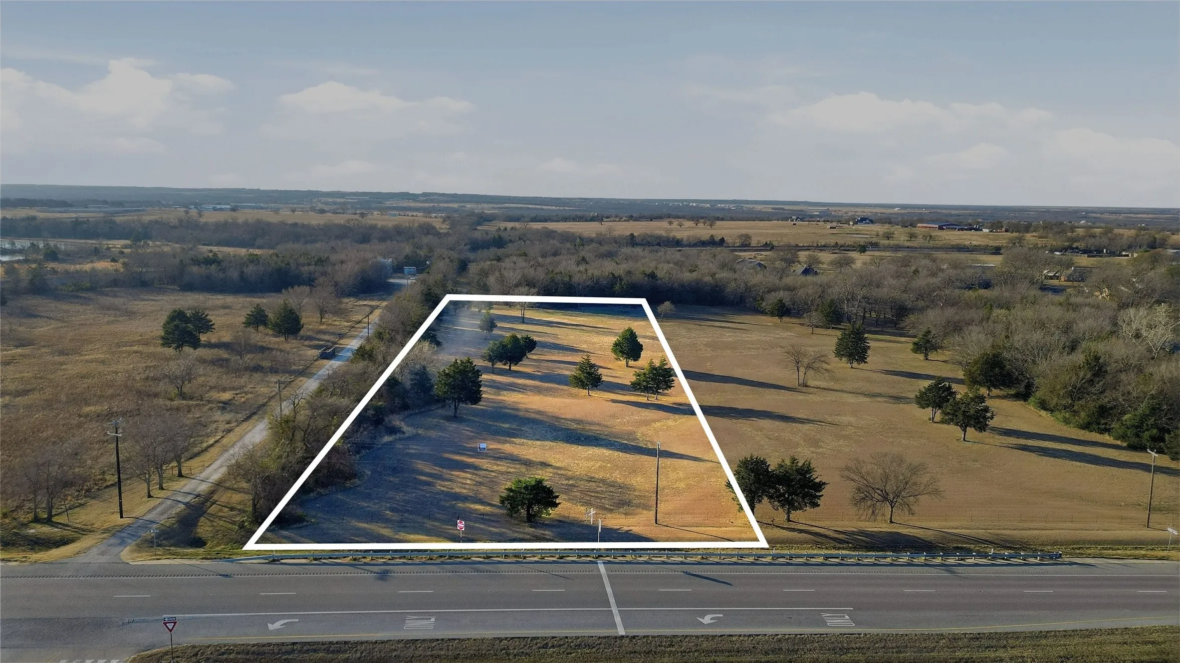 Unimproved Land For Sale in Grayson County , 2.76 Acres TBD N. HWY 120, Pottsboro, Texas 75076, 0, 0, Garage spaces, 0 Sqft, built in 0, Price $329,000, mls#21159307, Real Estate Agent in Pottsboro, Homes For Sale in Grayson county, Homes For Sale in Pottsboro, Realtor in Pottsboro Texas, Real Estate Brokerage Independent Realty Texas, Luminita Cordes Realtor