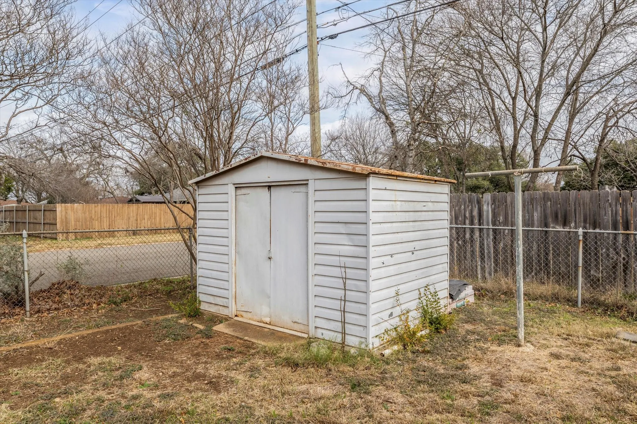 Single Family Residence For Sale in Mc Lennan County , 351 Santa Fe Drive, Woodway, Texas 76712, 3 Bedroom, 2 Bathroom, 1 Garage spaces, 1,588 Sqft, built in 1954, Preowned, mls#21158172, Real Estate Agent in Woodway, Homes For Sale in Mc Lennan county, Homes For Sale in Woodway, Realtor in Woodway Texas, Real Estate Brokerage Independent Realty Texas, Luminita Cordes Realtor