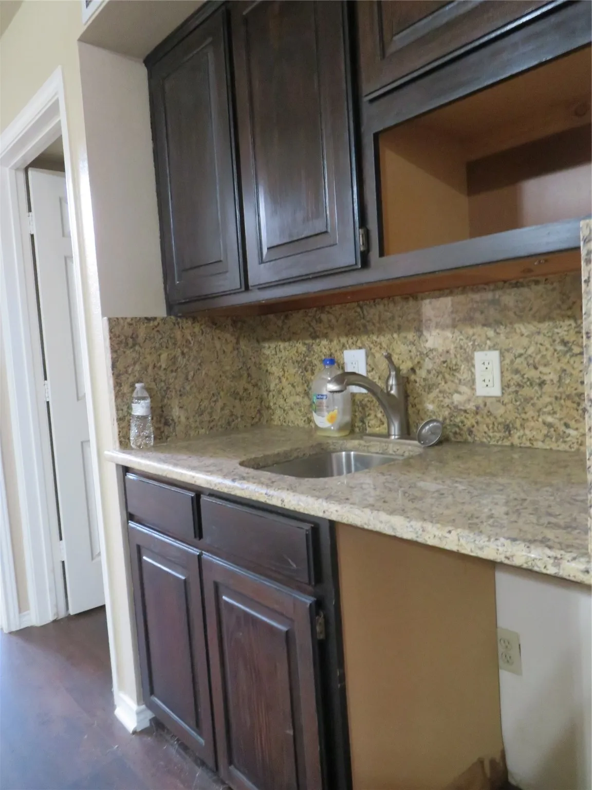 Office For Sale in Denton County , 4216 N Interstate 35, Denton, Texas 76207, 0, 0, Garage spaces, 0 Sqft, built in 1985, Preowned, Price $200,000, mls#21160699, Real Estate Agent in Denton, Homes For Sale in Denton county, Homes For Sale in Denton, Realtor in Denton Texas, Real Estate Brokerage Independent Realty Texas, Luminita Cordes Realtor
