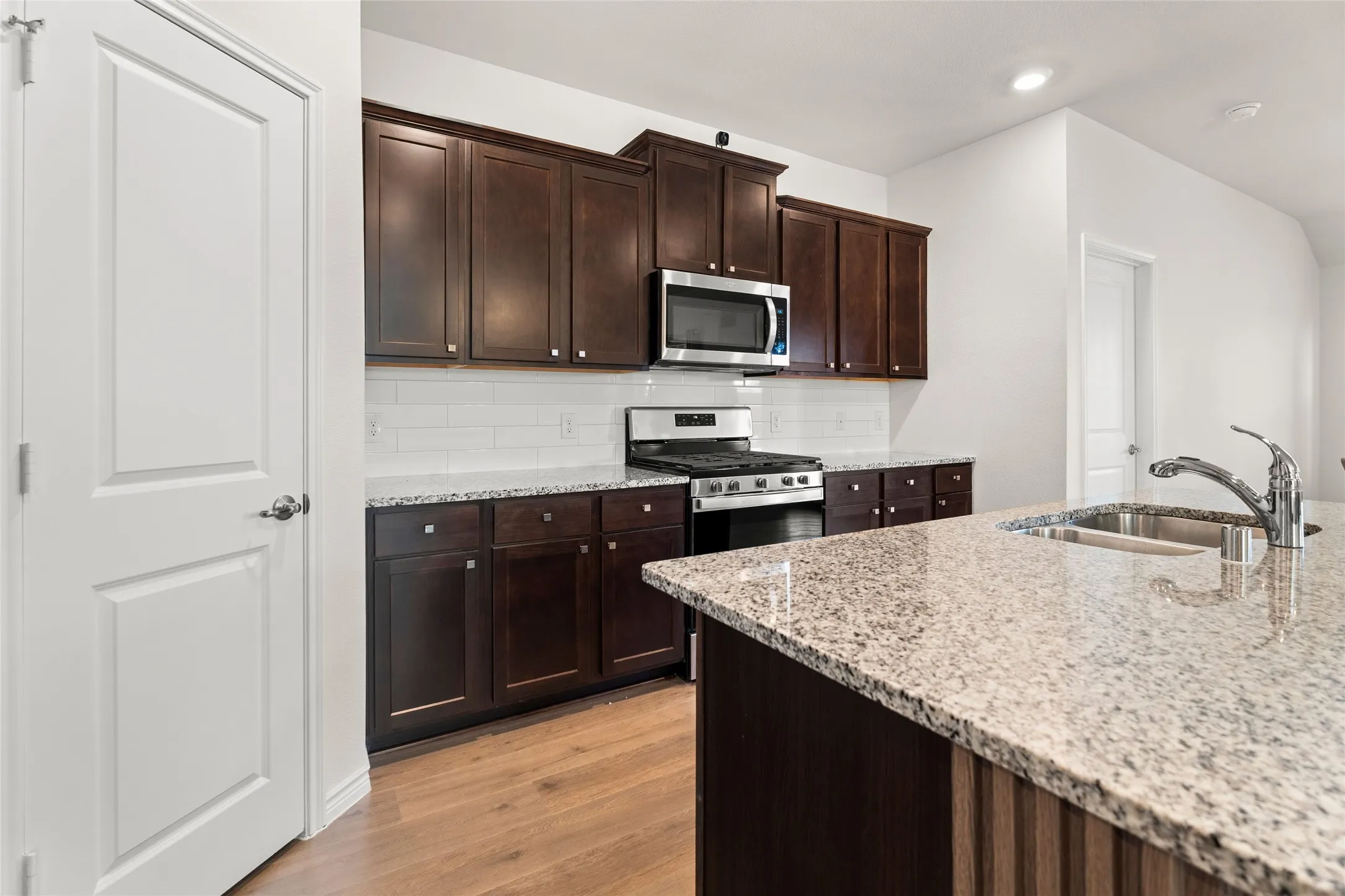 Single Family Residence For Sale in Collin County , 1517 Blossom Court Drive, Princeton, Texas 75407, 4 Bedroom, 2 Bathroom, 2 Garage spaces, 1,851 Sqft, built in 2024, mls#21159750, Real Estate Agent in Princeton, Homes For Sale in Collin county, Homes For Sale in Princeton, Realtor in Princeton Texas, Real Estate Brokerage Independent Realty Texas, Luminita Cordes Realtor