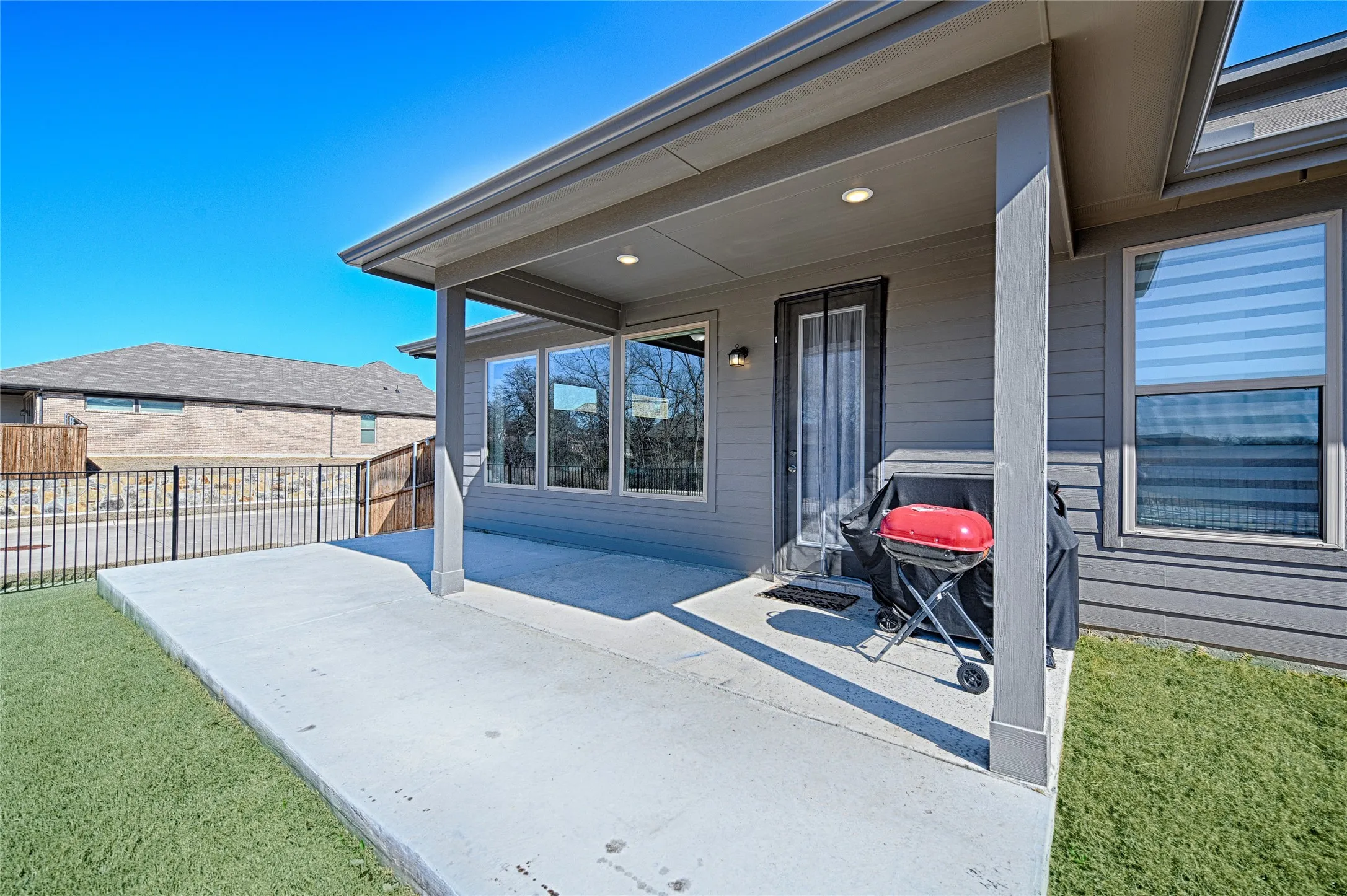 Single Family Residence For Rent in Collin County , 1817 Marvin Garden Trail, Anna, Texas 75409, 4 Bedroom, 3 Bathroom, 3 Garage spaces, 2,768 Sqft, built in 2022, mls#21160830, Real Estate Agent in Anna, Homes For Rent in Collin county, Homes For Rent in Anna, Realtor in Anna Texas, Real Estate Brokerage Independent Realty Texas, Luminita Cordes Realtor