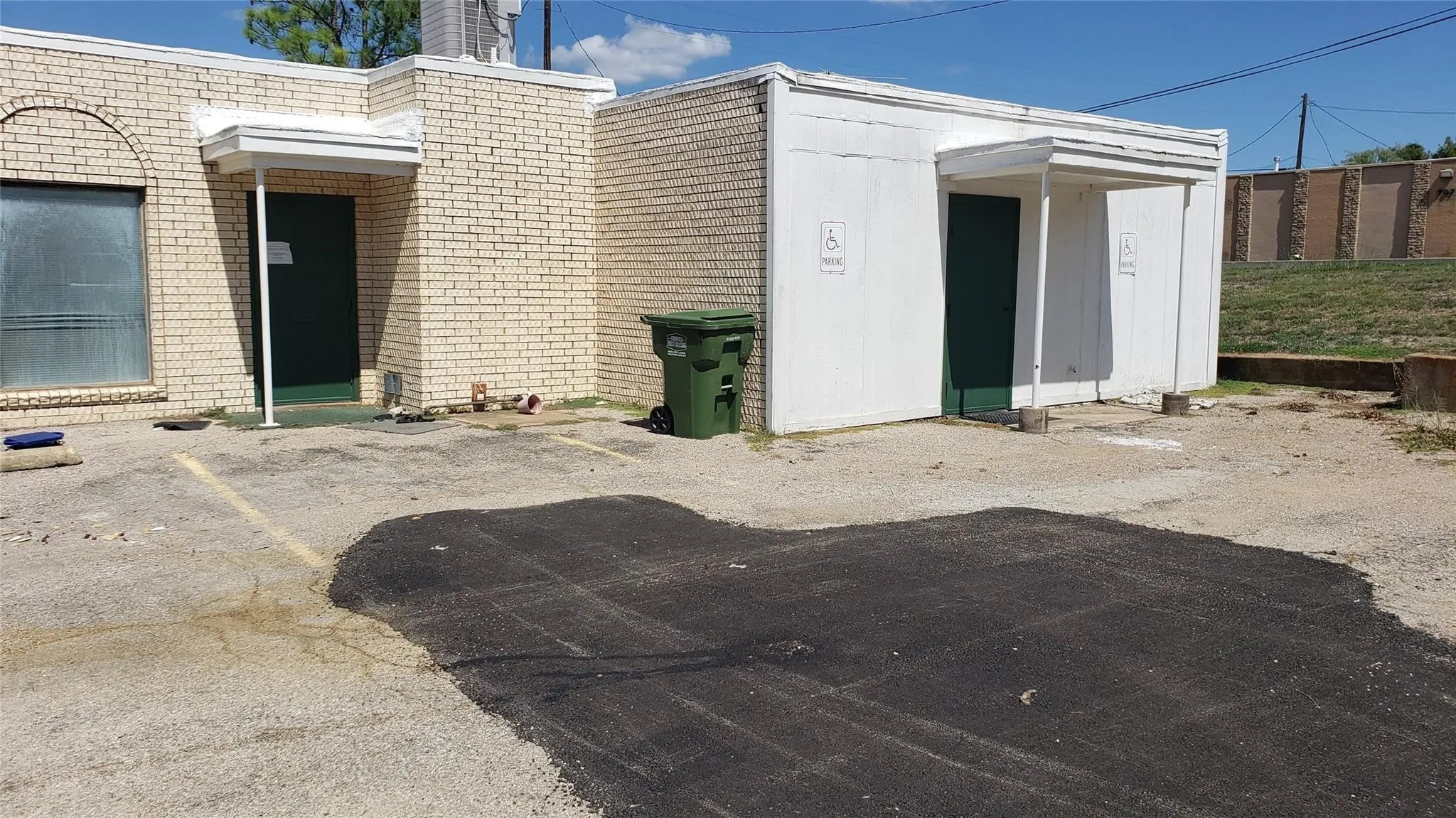 Office For Sale in Palo Pinto County , 711 SW 1st Street, Mineral Wells, Texas 76067, 0, 0, Garage spaces, 0 Sqft, built in 1967, Preowned, Price $199,900, mls#21160932, Real Estate Agent in Mineral Wells, Homes For Sale in Palo Pinto county, Homes For Sale in Mineral Wells, Realtor in Mineral Wells Texas, Real Estate Brokerage Independent Realty Texas, Luminita Cordes Realtor