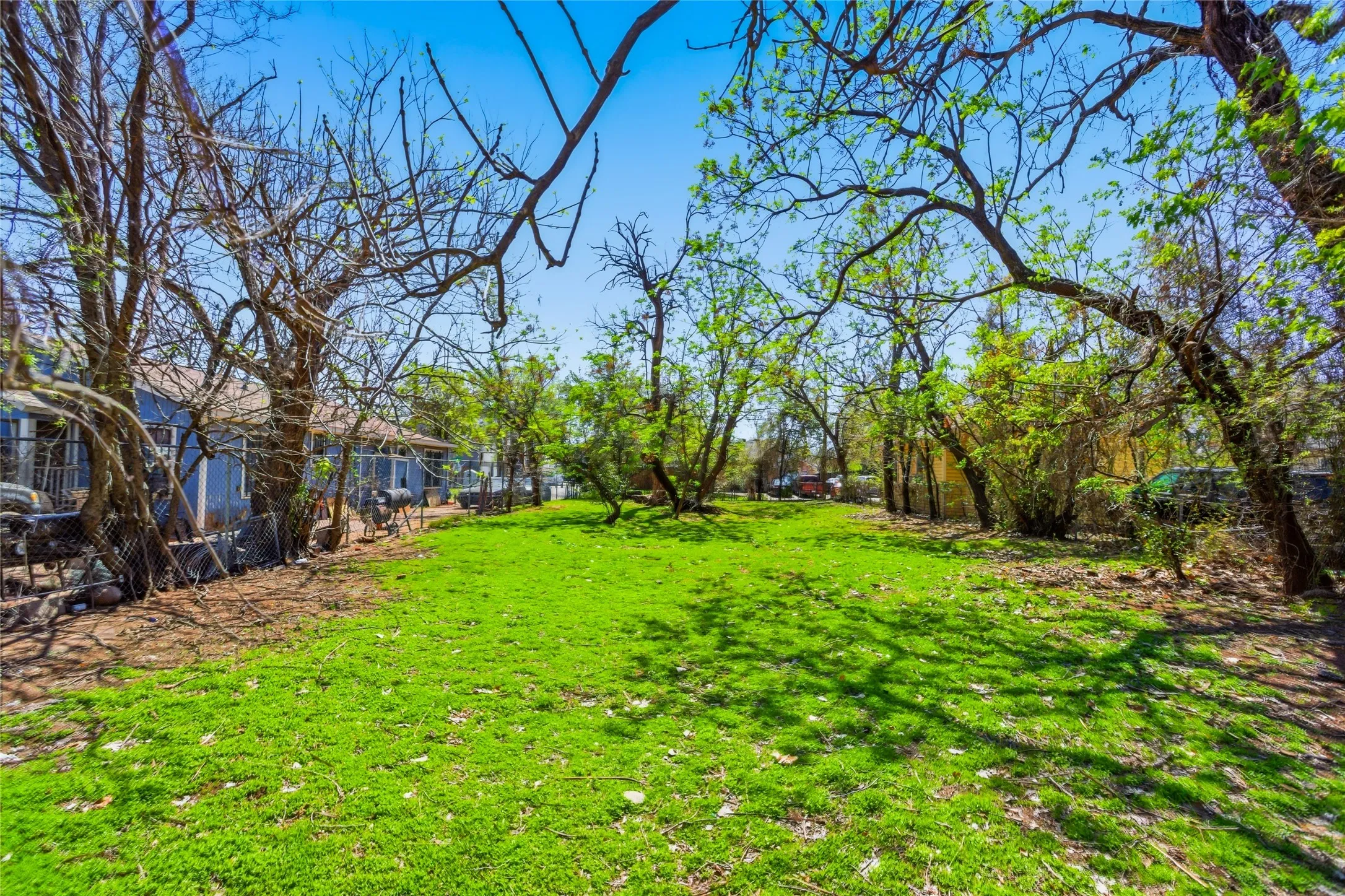 Unimproved Land For Sale in Dallas County , 1835 Akron Street, Dallas, Texas 75212, 0, 0, Garage spaces, 0 Sqft, built in 0, mls#21160937, Real Estate Agent in Dallas, Homes For Sale in Dallas county, Homes For Sale in Dallas, Realtor in Dallas Texas, Real Estate Brokerage Independent Realty Texas, Luminita Cordes Realtor