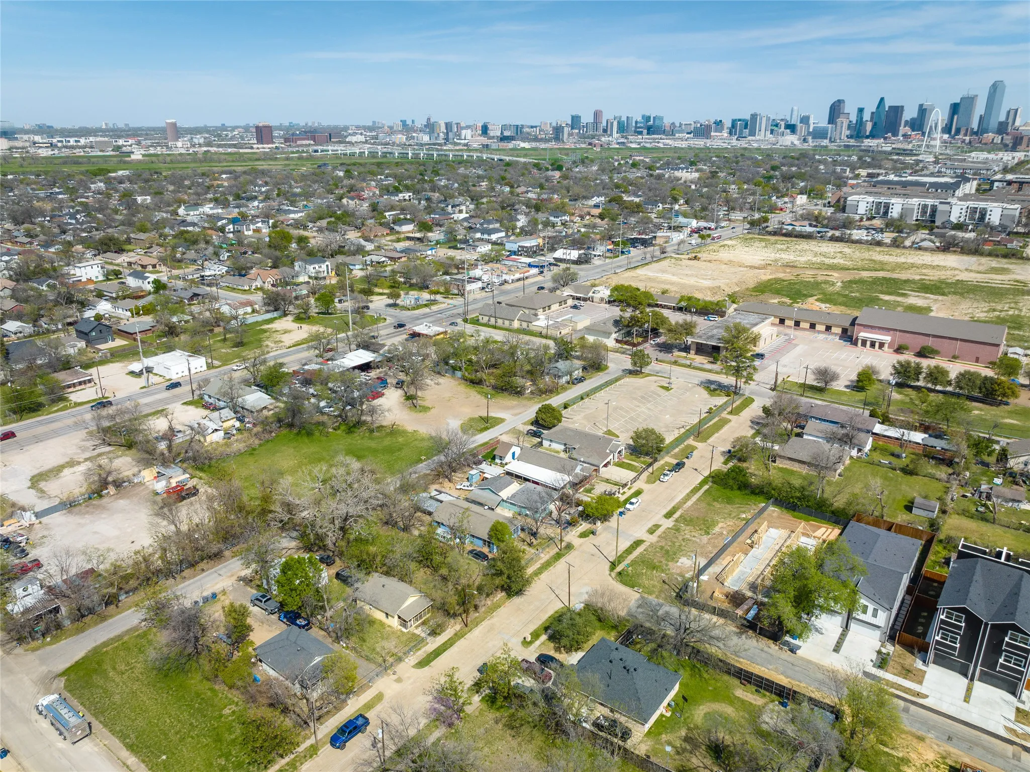 Unimproved Land For Sale in Dallas County , 1835 Akron Street, Dallas, Texas 75212, 0, 0, Garage spaces, 0 Sqft, built in 0, mls#21160937, Real Estate Agent in Dallas, Homes For Sale in Dallas county, Homes For Sale in Dallas, Realtor in Dallas Texas, Real Estate Brokerage Independent Realty Texas, Luminita Cordes Realtor
