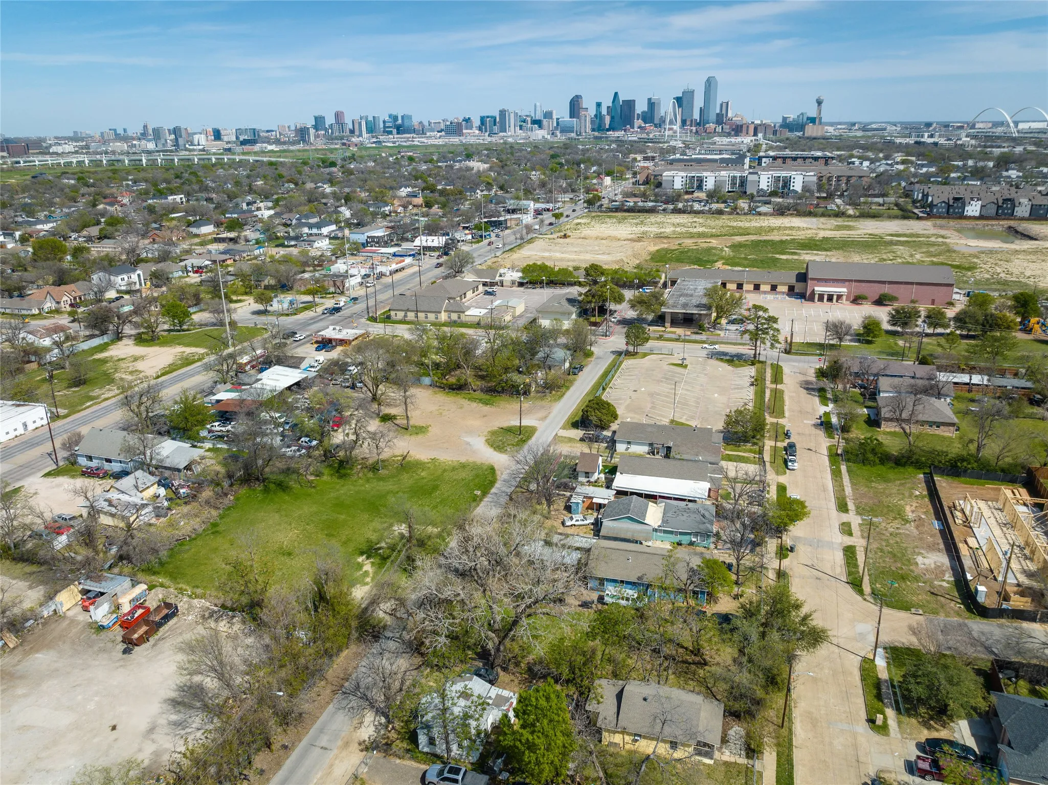 Unimproved Land For Sale in Dallas County , 1835 Akron Street, Dallas, Texas 75212, 0, 0, Garage spaces, 0 Sqft, built in 0, mls#21160937, Real Estate Agent in Dallas, Homes For Sale in Dallas county, Homes For Sale in Dallas, Realtor in Dallas Texas, Real Estate Brokerage Independent Realty Texas, Luminita Cordes Realtor