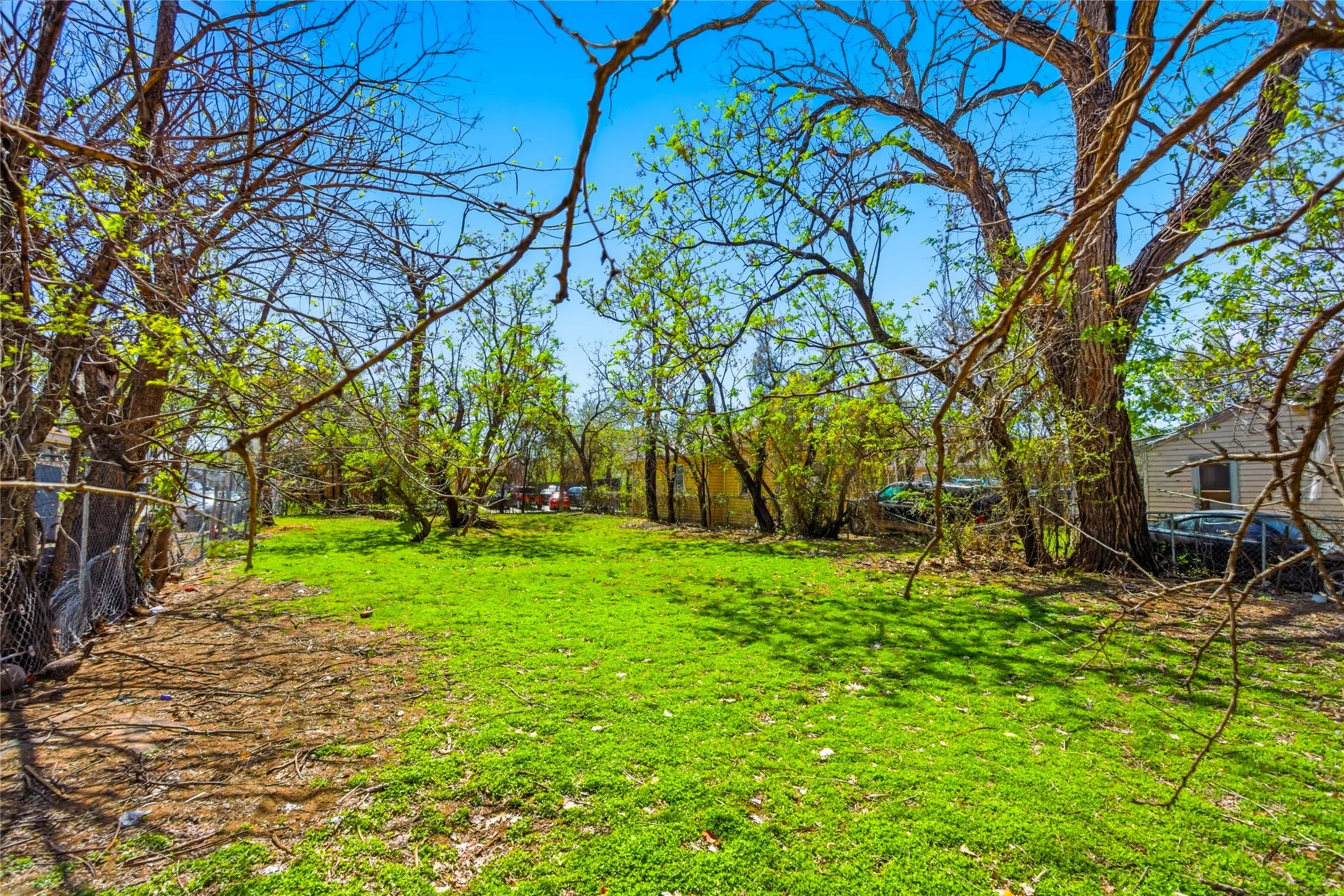 Unimproved Land For Sale in Dallas County , 1835 Akron Street, Dallas, Texas 75212, 0, 0, Garage spaces, 0 Sqft, built in 0, mls#21160937, Real Estate Agent in Dallas, Homes For Sale in Dallas county, Homes For Sale in Dallas, Realtor in Dallas Texas, Real Estate Brokerage Independent Realty Texas, Luminita Cordes Realtor