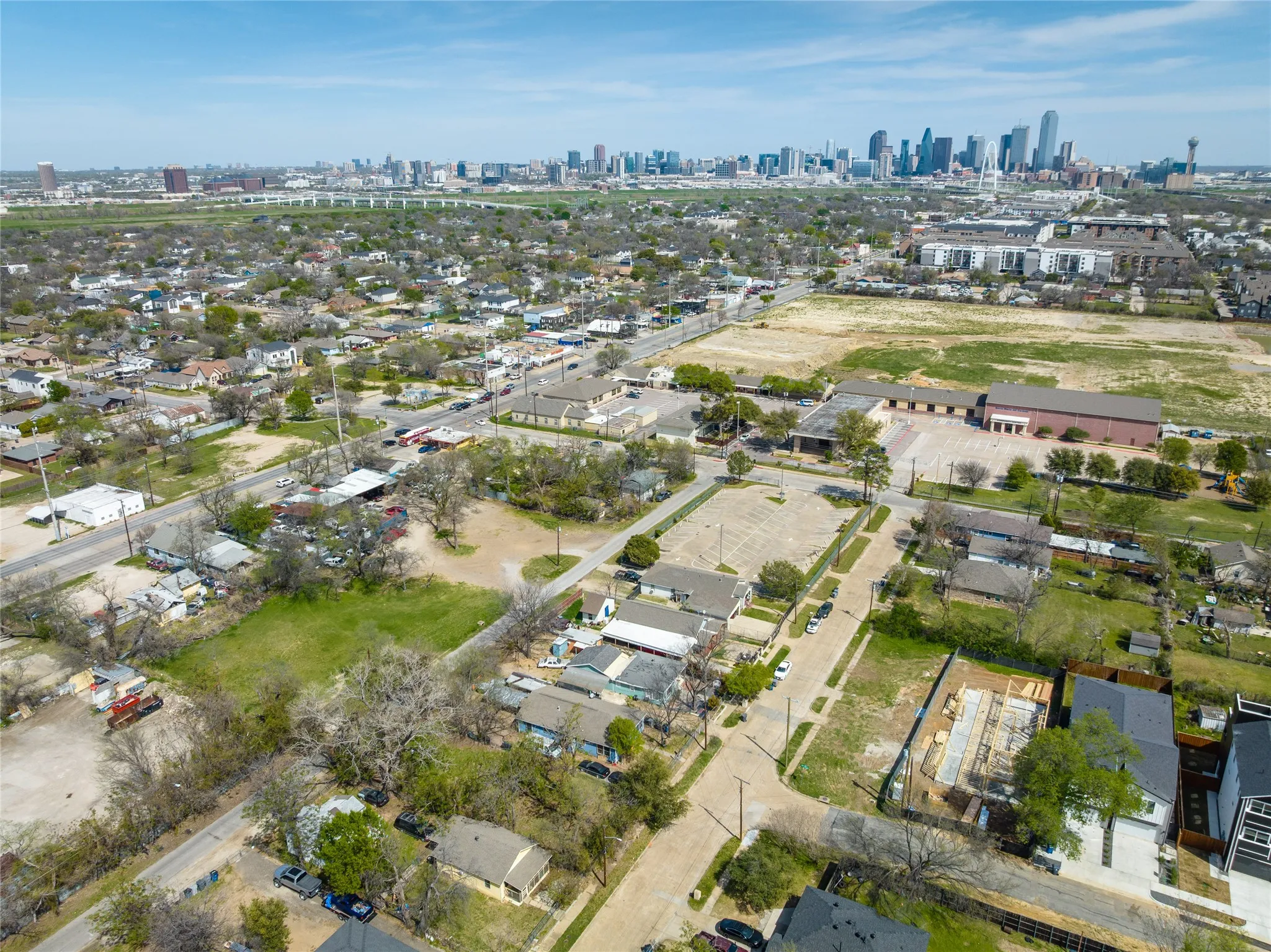 Unimproved Land For Sale in Dallas County , 1835 Akron Street, Dallas, Texas 75212, 0, 0, Garage spaces, 0 Sqft, built in 0, mls#21160937, Real Estate Agent in Dallas, Homes For Sale in Dallas county, Homes For Sale in Dallas, Realtor in Dallas Texas, Real Estate Brokerage Independent Realty Texas, Luminita Cordes Realtor