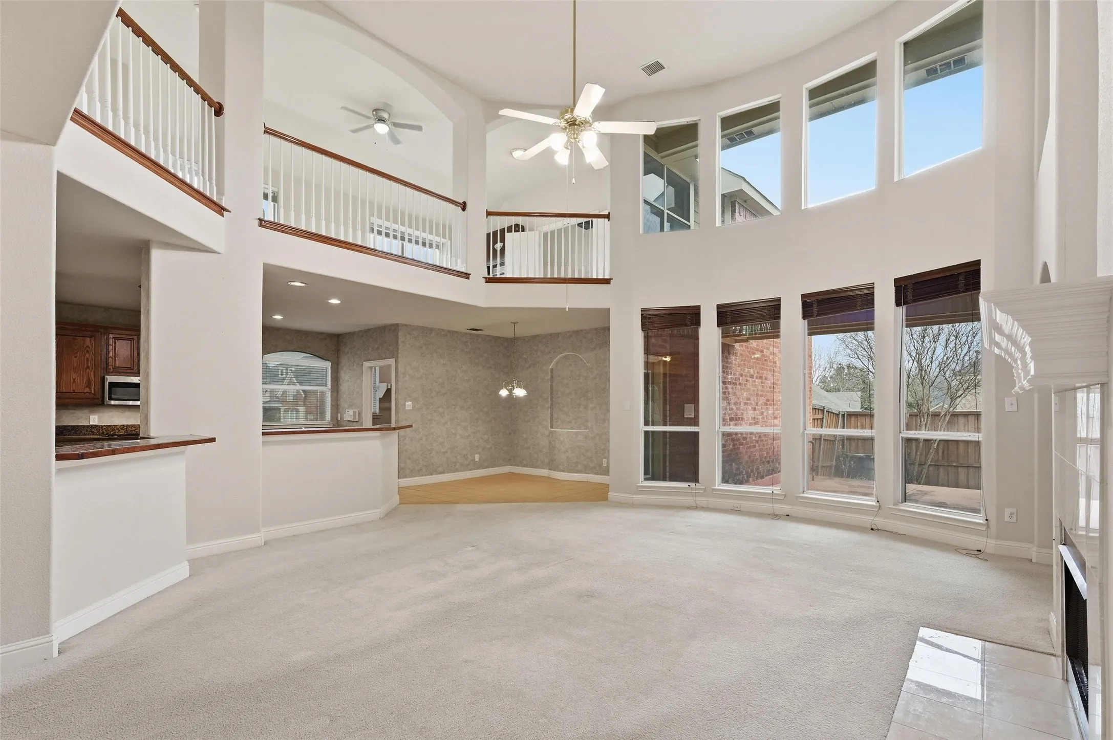 Single Family Residence For Sale in Dallas County , 222 River Birch Trail, Garland, Texas 75040, 4 Bedroom, 4 Bathroom, 3 Garage spaces, 4,483 Sqft, built in 2004, Preowned, mls#21159095, Real Estate Agent in Garland, Homes For Sale in Dallas county, Homes For Sale in Garland, Realtor in Garland Texas, Real Estate Brokerage Independent Realty Texas, Luminita Cordes Realtor