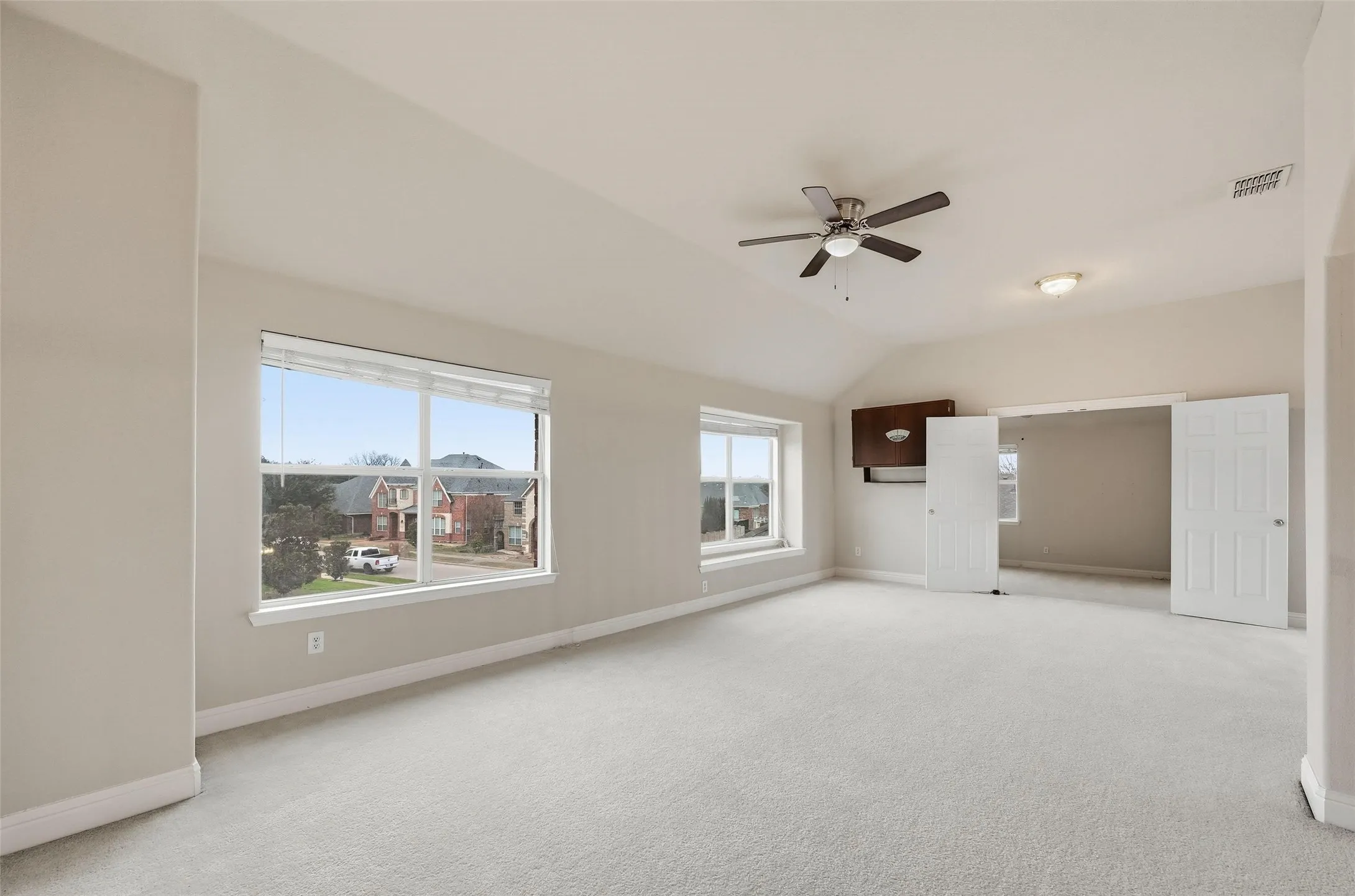 Single Family Residence For Sale in Dallas County , 222 River Birch Trail, Garland, Texas 75040, 4 Bedroom, 4 Bathroom, 3 Garage spaces, 4,483 Sqft, built in 2004, Preowned, mls#21159095, Real Estate Agent in Garland, Homes For Sale in Dallas county, Homes For Sale in Garland, Realtor in Garland Texas, Real Estate Brokerage Independent Realty Texas, Luminita Cordes Realtor