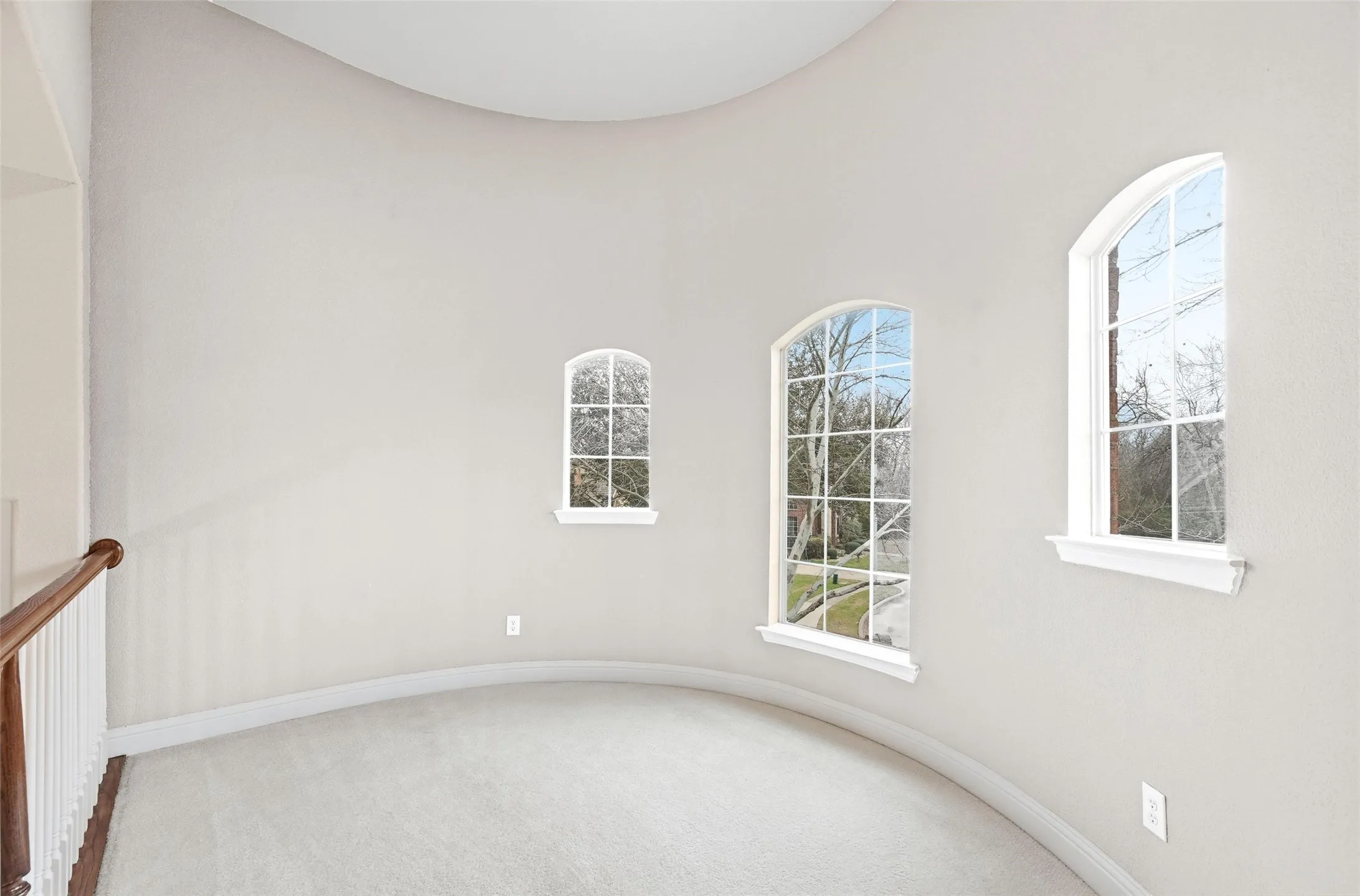 Single Family Residence For Sale in Dallas County , 222 River Birch Trail, Garland, Texas 75040, 4 Bedroom, 4 Bathroom, 3 Garage spaces, 4,483 Sqft, built in 2004, Preowned, mls#21159095, Real Estate Agent in Garland, Homes For Sale in Dallas county, Homes For Sale in Garland, Realtor in Garland Texas, Real Estate Brokerage Independent Realty Texas, Luminita Cordes Realtor