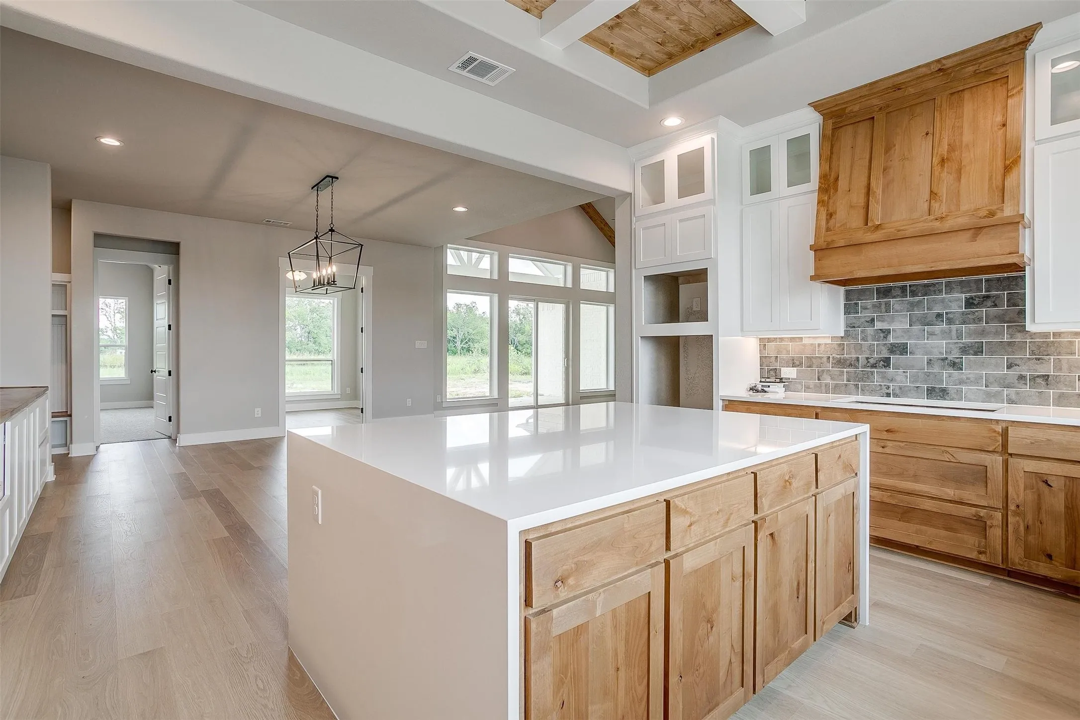 Single Family Residence For Sale in Ellis County , 125 Aiden Drive, Waxahachie, Texas 75165, 4 Bedroom, 3 Bathroom, 3 Garage spaces, 3,028 Sqft, built in 2024, New Construction - Incomplete, mls#21160930, Real Estate Agent in Waxahachie, Homes For Sale in Ellis county, Homes For Sale in Waxahachie, Realtor in Waxahachie Texas, Real Estate Brokerage Independent Realty Texas, Luminita Cordes Realtor