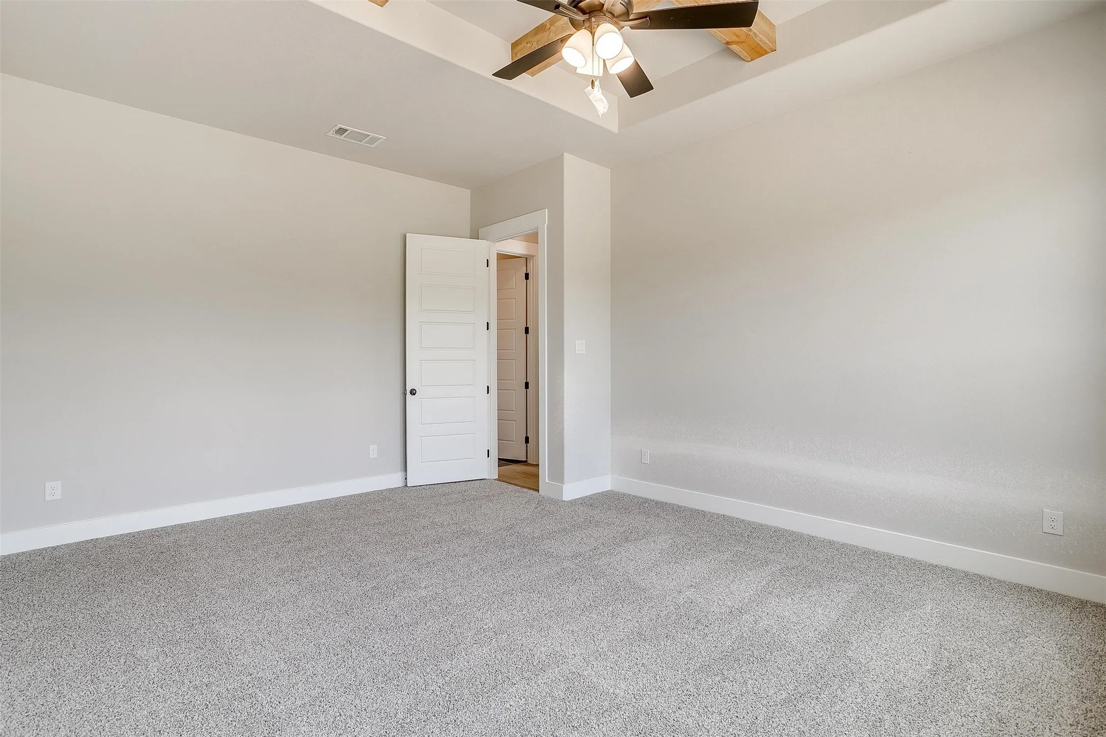 Single Family Residence For Sale in Ellis County , 125 Aiden Drive, Waxahachie, Texas 75165, 4 Bedroom, 3 Bathroom, 3 Garage spaces, 3,028 Sqft, built in 2024, New Construction - Incomplete, mls#21160930, Real Estate Agent in Waxahachie, Homes For Sale in Ellis county, Homes For Sale in Waxahachie, Realtor in Waxahachie Texas, Real Estate Brokerage Independent Realty Texas, Luminita Cordes Realtor