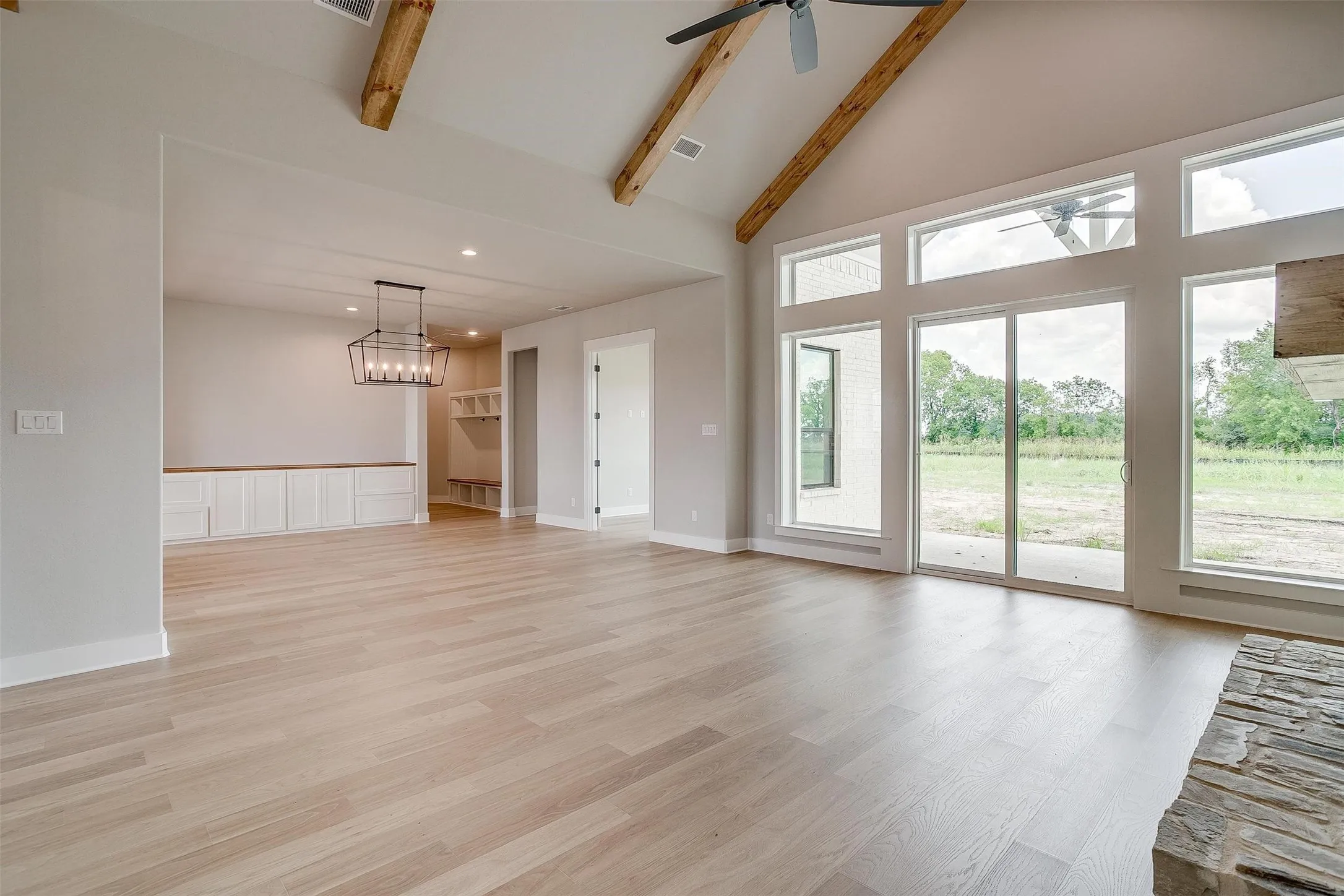 Single Family Residence For Sale in Ellis County , 125 Aiden Drive, Waxahachie, Texas 75165, 4 Bedroom, 3 Bathroom, 3 Garage spaces, 3,028 Sqft, built in 2024, New Construction - Incomplete, mls#21160930, Real Estate Agent in Waxahachie, Homes For Sale in Ellis county, Homes For Sale in Waxahachie, Realtor in Waxahachie Texas, Real Estate Brokerage Independent Realty Texas, Luminita Cordes Realtor