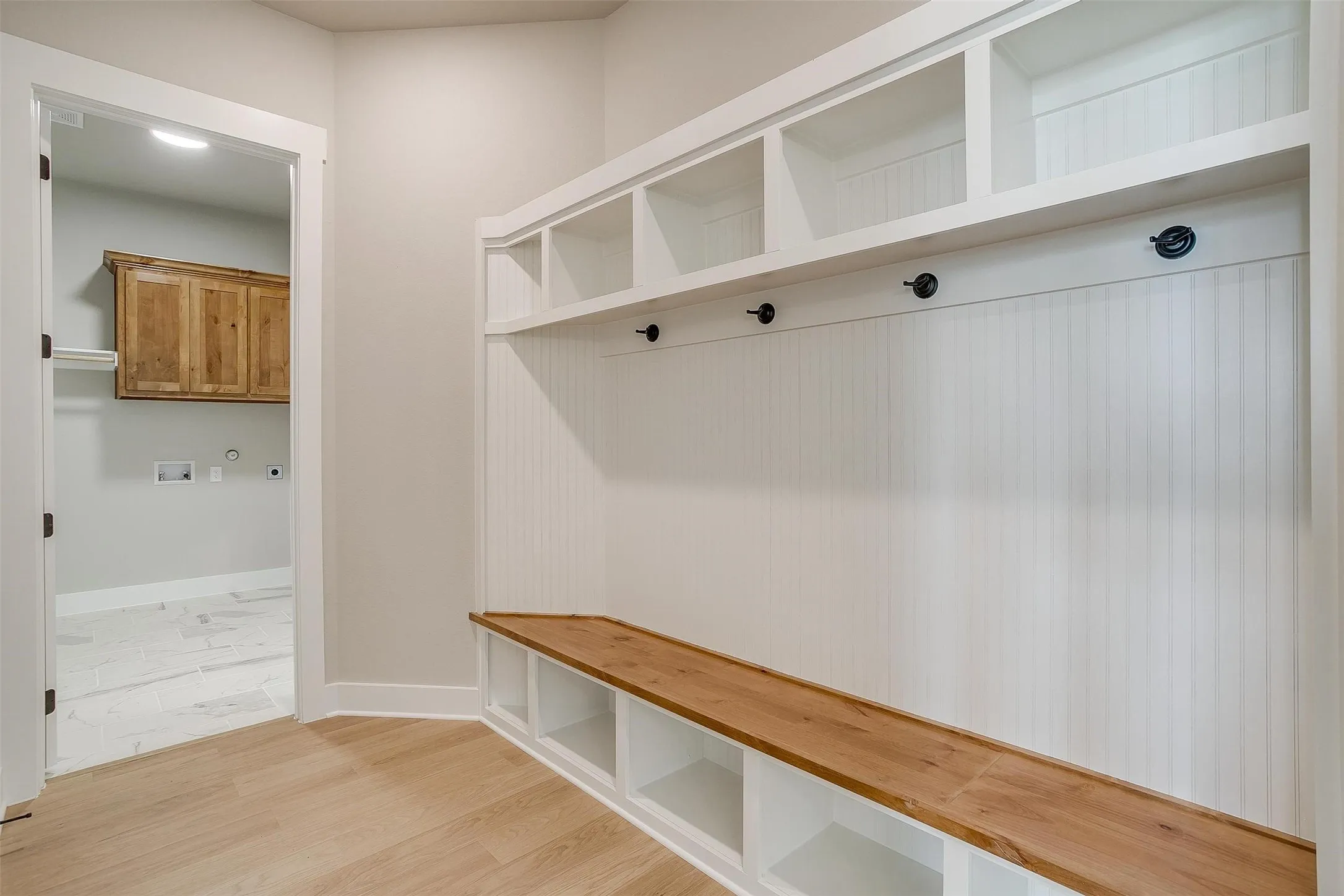 Single Family Residence For Sale in Ellis County , 125 Aiden Drive, Waxahachie, Texas 75165, 4 Bedroom, 3 Bathroom, 3 Garage spaces, 3,028 Sqft, built in 2024, New Construction - Incomplete, mls#21160930, Real Estate Agent in Waxahachie, Homes For Sale in Ellis county, Homes For Sale in Waxahachie, Realtor in Waxahachie Texas, Real Estate Brokerage Independent Realty Texas, Luminita Cordes Realtor