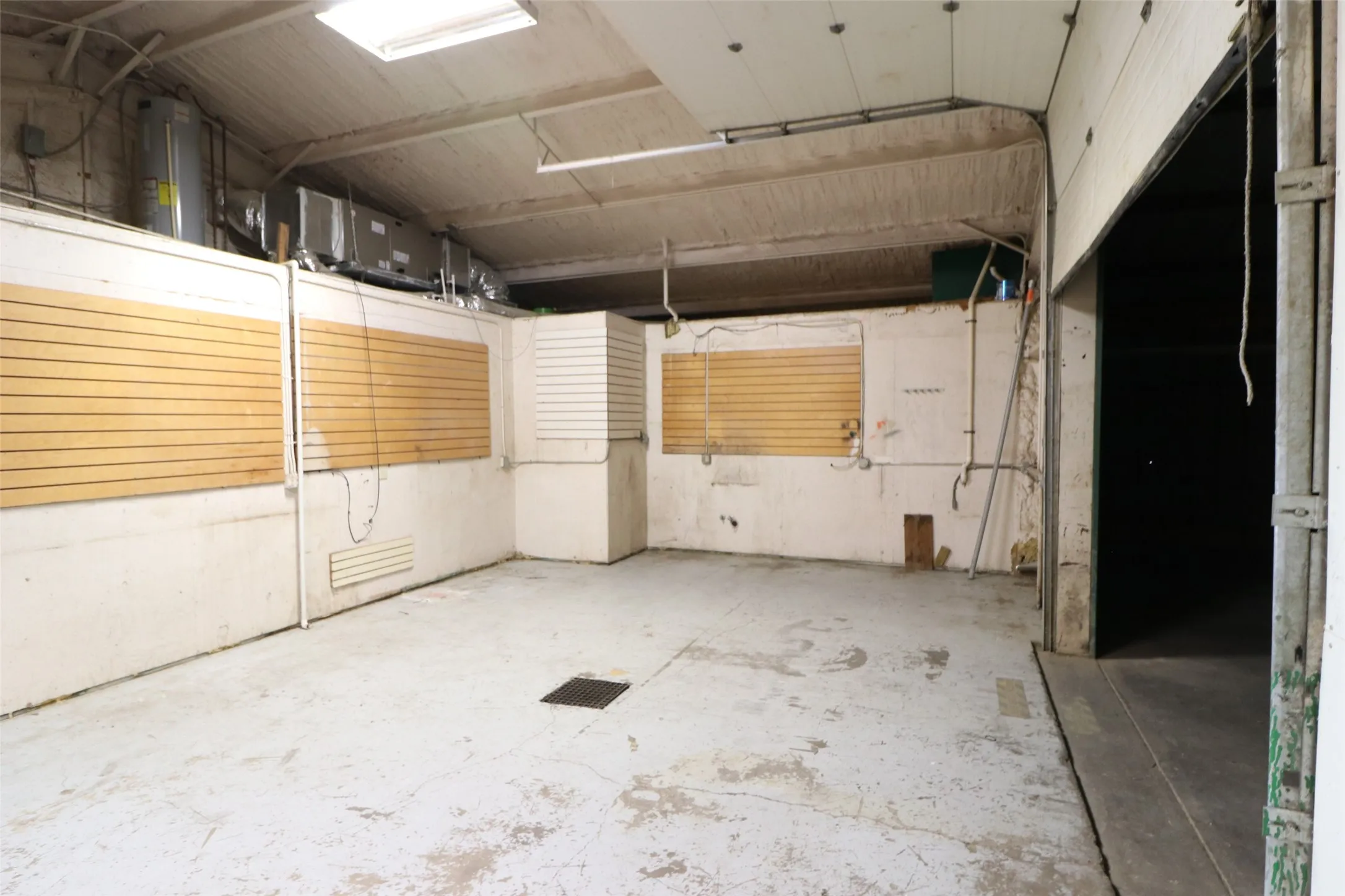 Business For Rent in Erath County , 3098 W Washington, Stephenville, Texas 76401, 0, 0, Garage spaces, 0 Sqft, built in 2006, Preowned, mls#21160267, Real Estate Agent in Stephenville, Homes For Rent in Erath county, Homes For Rent in Stephenville, Realtor in Stephenville Texas, Real Estate Brokerage Independent Realty Texas, Luminita Cordes Realtor