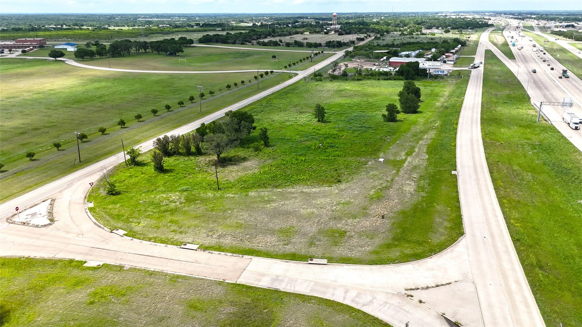 Unimproved Land For Sale in Mc Lennan County , TBD S Ih 35, Lacy Lakeview, Texas 76640, 0, 0, Garage spaces, 0 Sqft, built in 0, Unknown, mls#21160655, Real Estate Agent in Lacy Lakeview, Homes For Sale in Mc Lennan county, Homes For Sale in Lacy Lakeview, Realtor in Lacy Lakeview Texas, Real Estate Brokerage Independent Realty Texas, Luminita Cordes Realtor