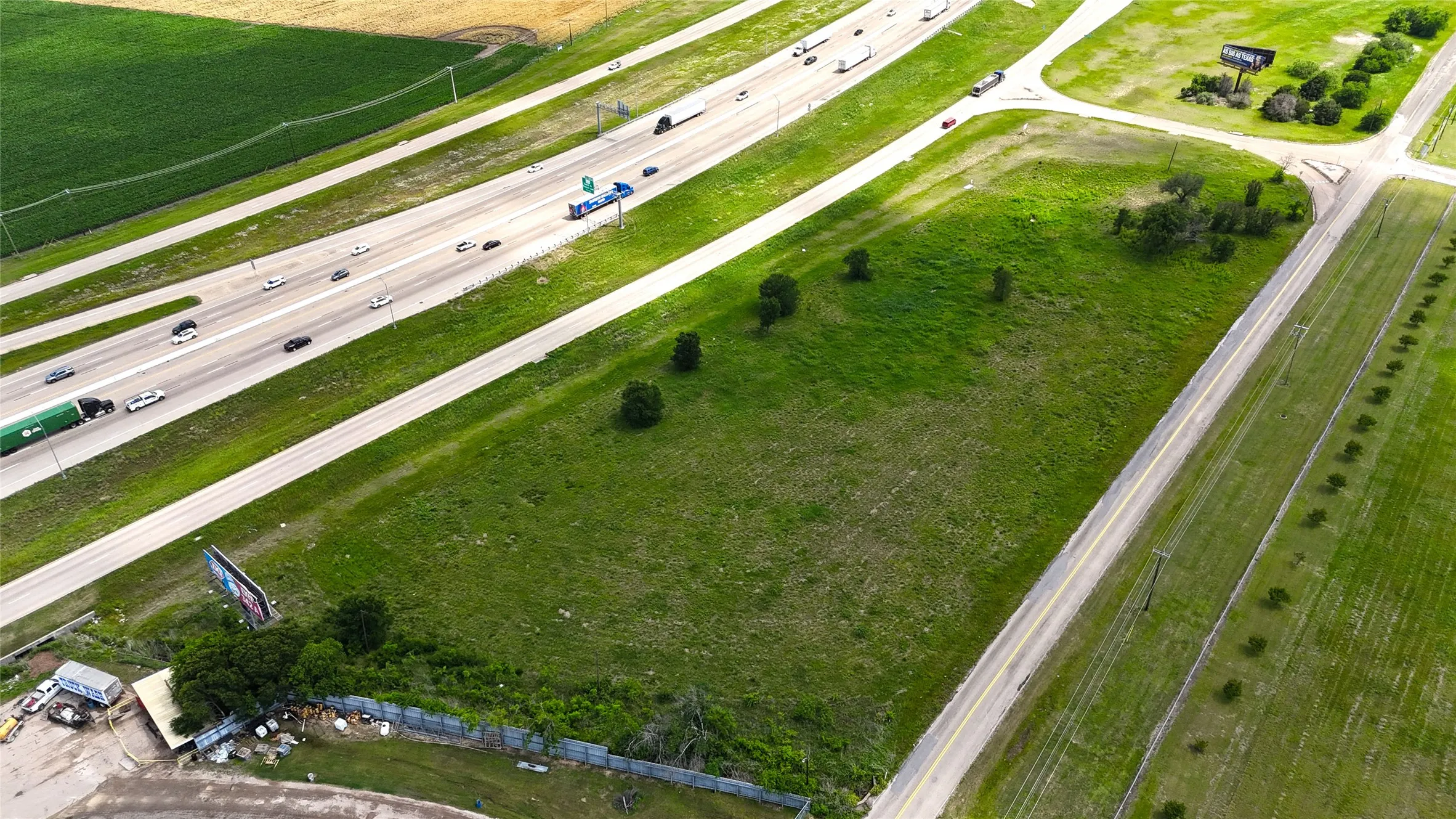Unimproved Land For Sale in Mc Lennan County , TBD S Ih 35, Lacy Lakeview, Texas 76640, 0, 0, Garage spaces, 0 Sqft, built in 0, Unknown, mls#21160655, Real Estate Agent in Lacy Lakeview, Homes For Sale in Mc Lennan county, Homes For Sale in Lacy Lakeview, Realtor in Lacy Lakeview Texas, Real Estate Brokerage Independent Realty Texas, Luminita Cordes Realtor
