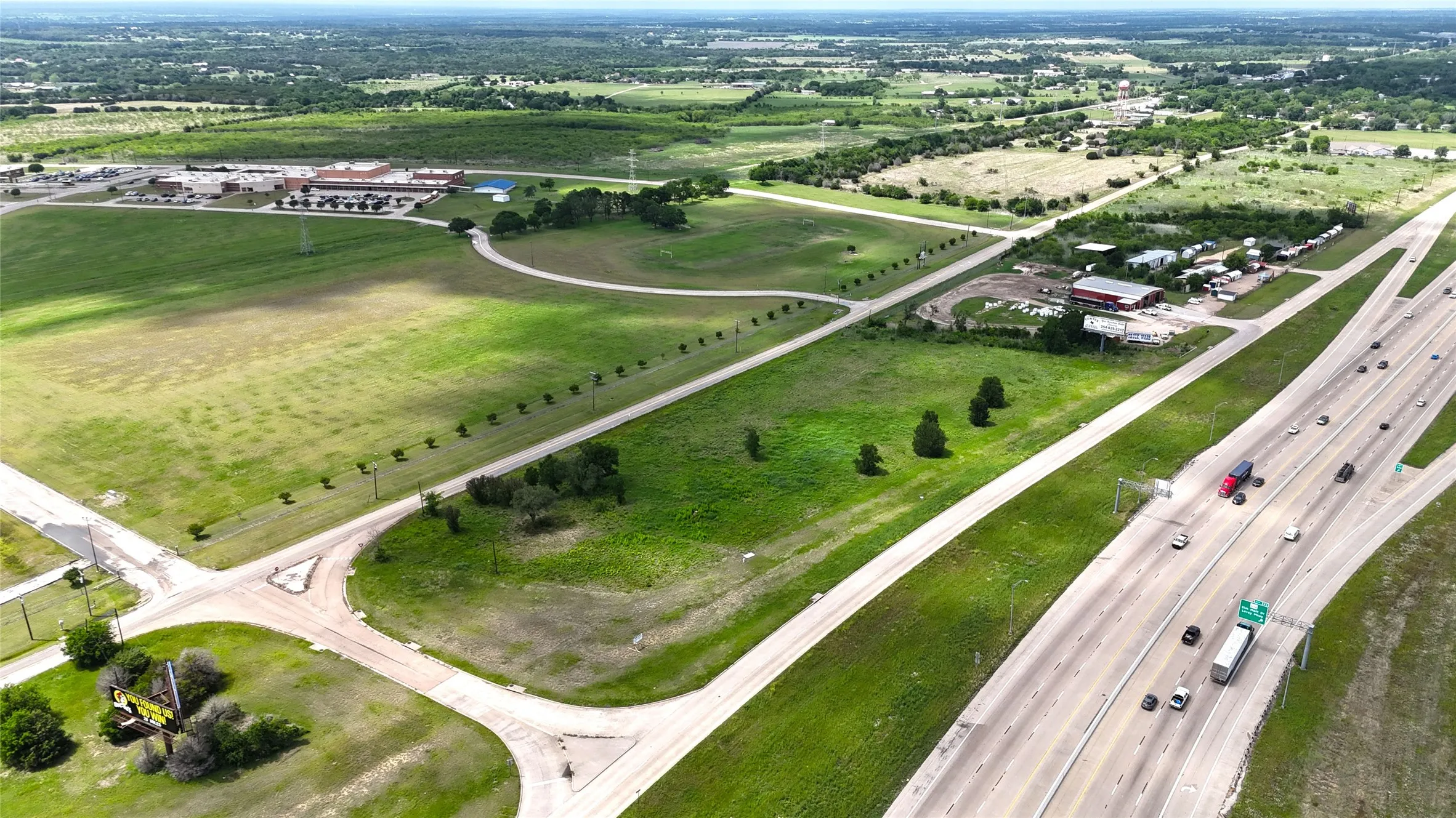 Unimproved Land For Sale in Mc Lennan County , TBD S Ih 35, Lacy Lakeview, Texas 76640, 0, 0, Garage spaces, 0 Sqft, built in 0, Unknown, mls#21160655, Real Estate Agent in Lacy Lakeview, Homes For Sale in Mc Lennan county, Homes For Sale in Lacy Lakeview, Realtor in Lacy Lakeview Texas, Real Estate Brokerage Independent Realty Texas, Luminita Cordes Realtor