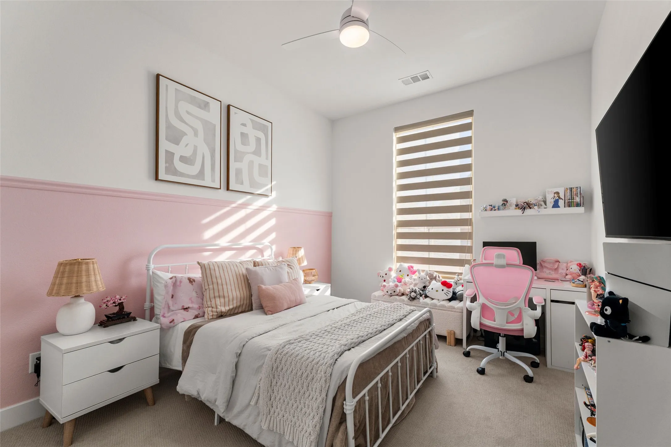 Single Family Residence For Sale in Denton County , 401 Sunnyridge Lane, Little Elm, Texas 76227, 4 Bedroom, 4 Bathroom, 3 Garage spaces, 3,447 Sqft, built in 2022, Preowned, mls#21160761, Real Estate Agent in Little Elm, Homes For Sale in Denton county, Homes For Sale in Little Elm, Realtor in Little Elm Texas, Real Estate Brokerage Independent Realty Texas, Luminita Cordes Realtor