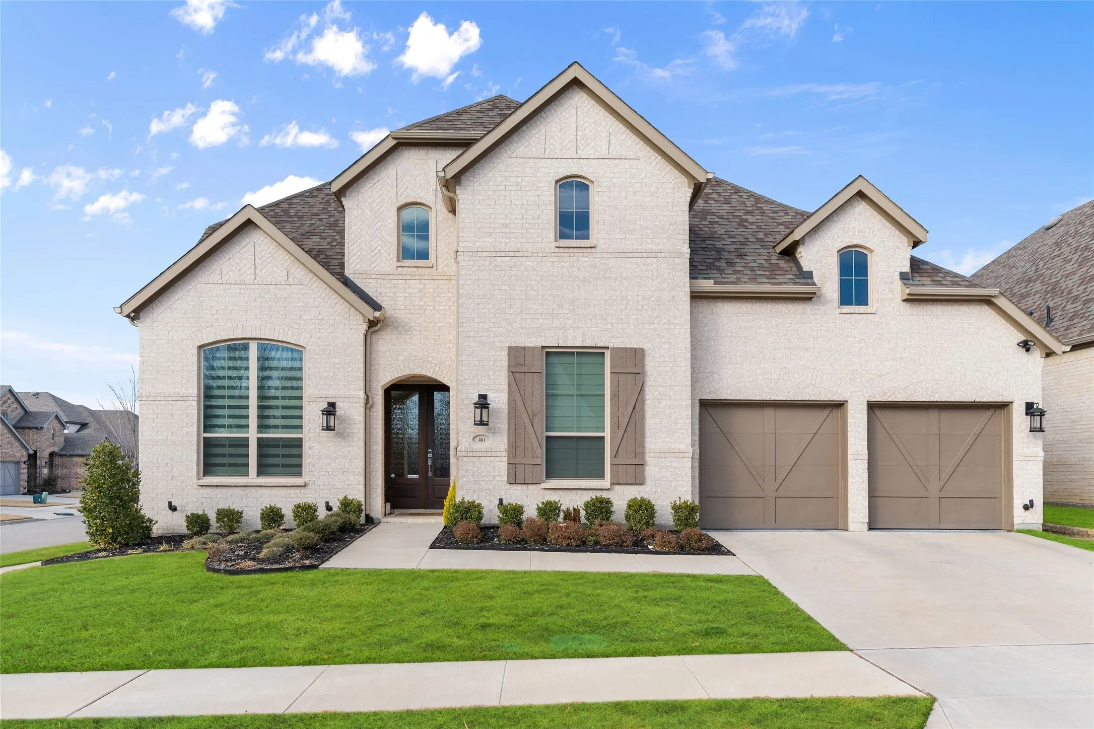 Single Family Residence For Sale in Denton County , 401 Sunnyridge Lane, Little Elm, Texas 76227, 4 Bedroom, 4 Bathroom, 3 Garage spaces, 3,447 Sqft, built in 2022, Preowned, mls#21160761, Real Estate Agent in Little Elm, Homes For Sale in Denton county, Homes For Sale in Little Elm, Realtor in Little Elm Texas, Real Estate Brokerage Independent Realty Texas, Luminita Cordes Realtor