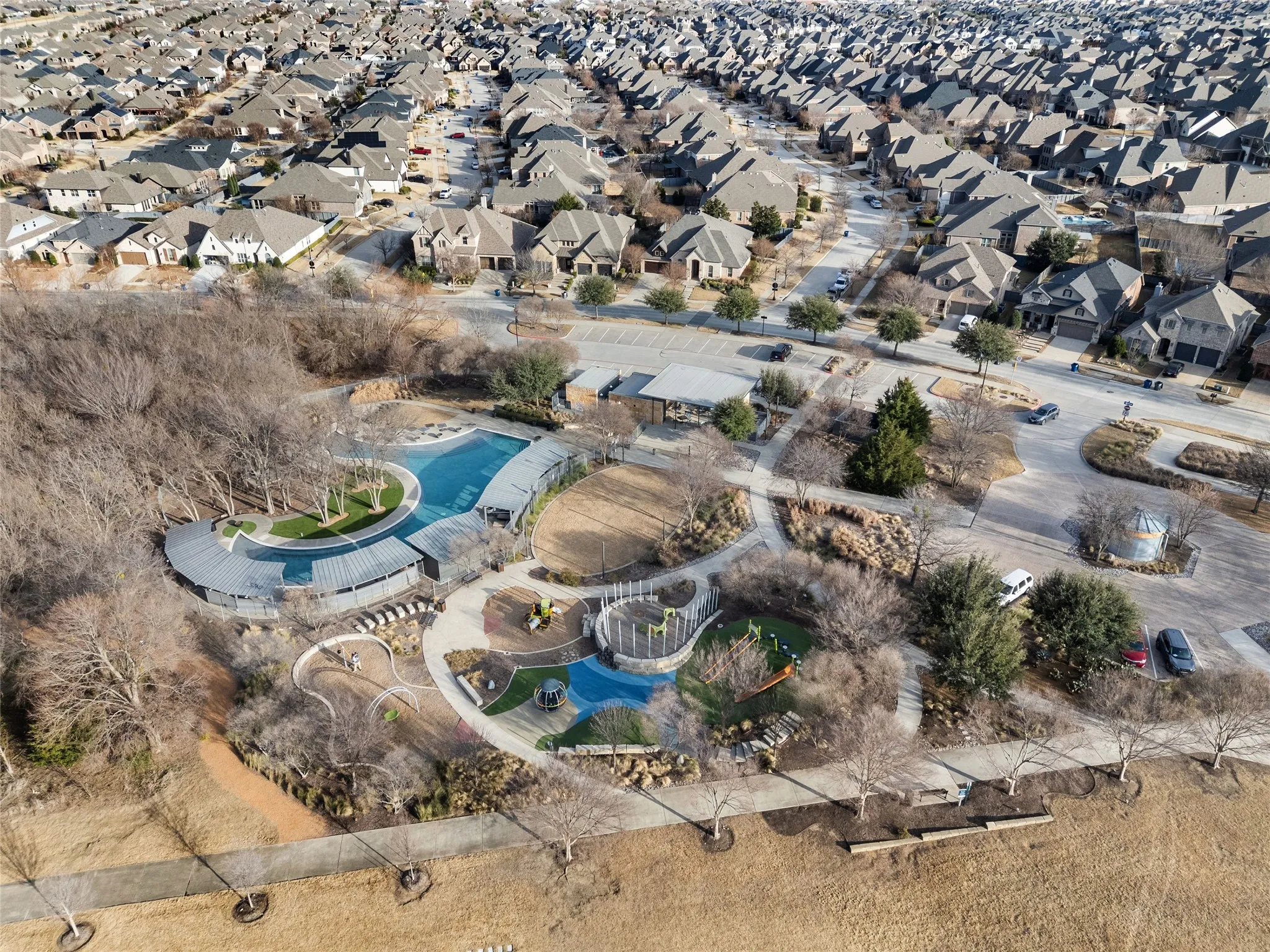 Single Family Residence For Sale in Denton County , 401 Sunnyridge Lane, Little Elm, Texas 76227, 4 Bedroom, 4 Bathroom, 3 Garage spaces, 3,447 Sqft, built in 2022, Preowned, mls#21160761, Real Estate Agent in Little Elm, Homes For Sale in Denton county, Homes For Sale in Little Elm, Realtor in Little Elm Texas, Real Estate Brokerage Independent Realty Texas, Luminita Cordes Realtor