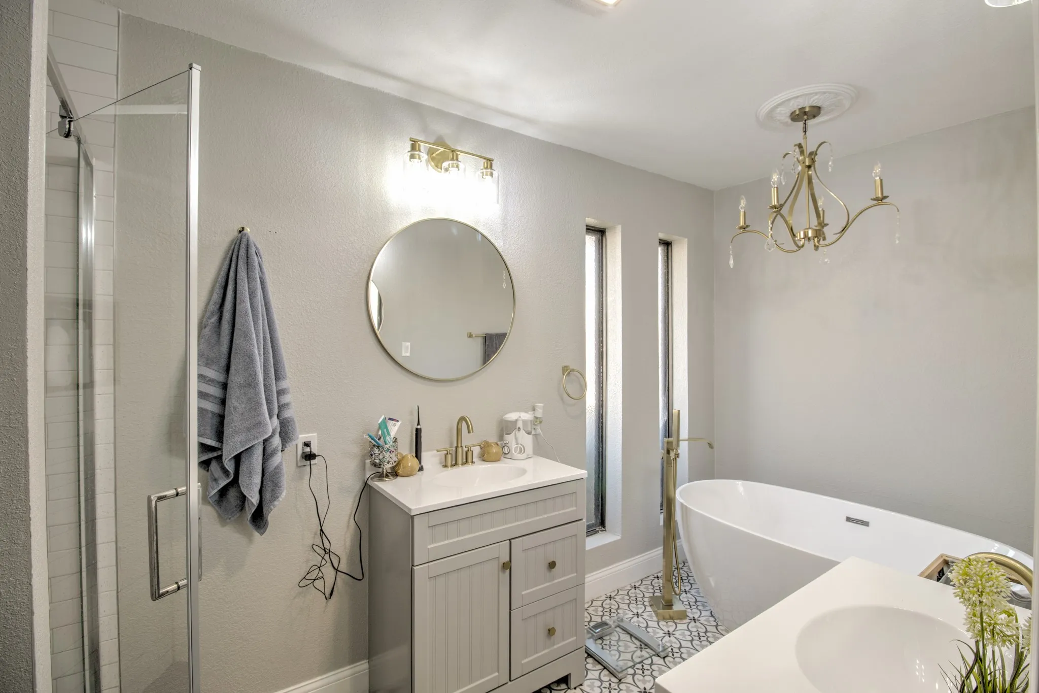 Single Family Residence For Sale in Grayson County , 2517 Nantucket Drive, Sherman, Texas 75092, 4 Bedroom, 3 Bathroom, 2 Garage spaces, 2,609 Sqft, built in 1975, Preowned, mls#21147354, Real Estate Agent in Sherman, Homes For Sale in Grayson county, Homes For Sale in Sherman, Realtor in Sherman Texas, Real Estate Brokerage Independent Realty Texas, Luminita Cordes Realtor