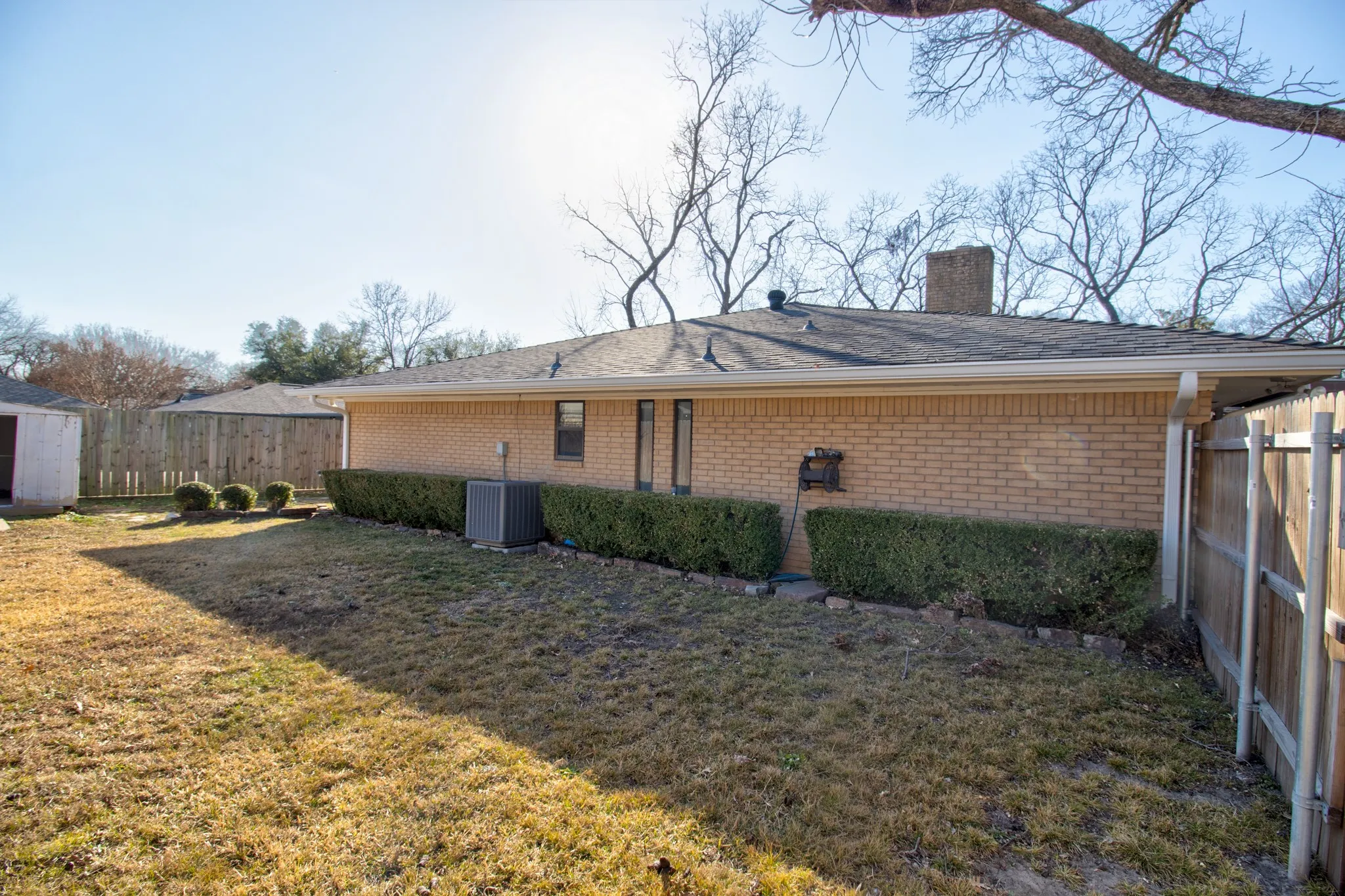 Single Family Residence For Sale in Grayson County , 2517 Nantucket Drive, Sherman, Texas 75092, 4 Bedroom, 3 Bathroom, 2 Garage spaces, 2,609 Sqft, built in 1975, Preowned, mls#21147354, Real Estate Agent in Sherman, Homes For Sale in Grayson county, Homes For Sale in Sherman, Realtor in Sherman Texas, Real Estate Brokerage Independent Realty Texas, Luminita Cordes Realtor