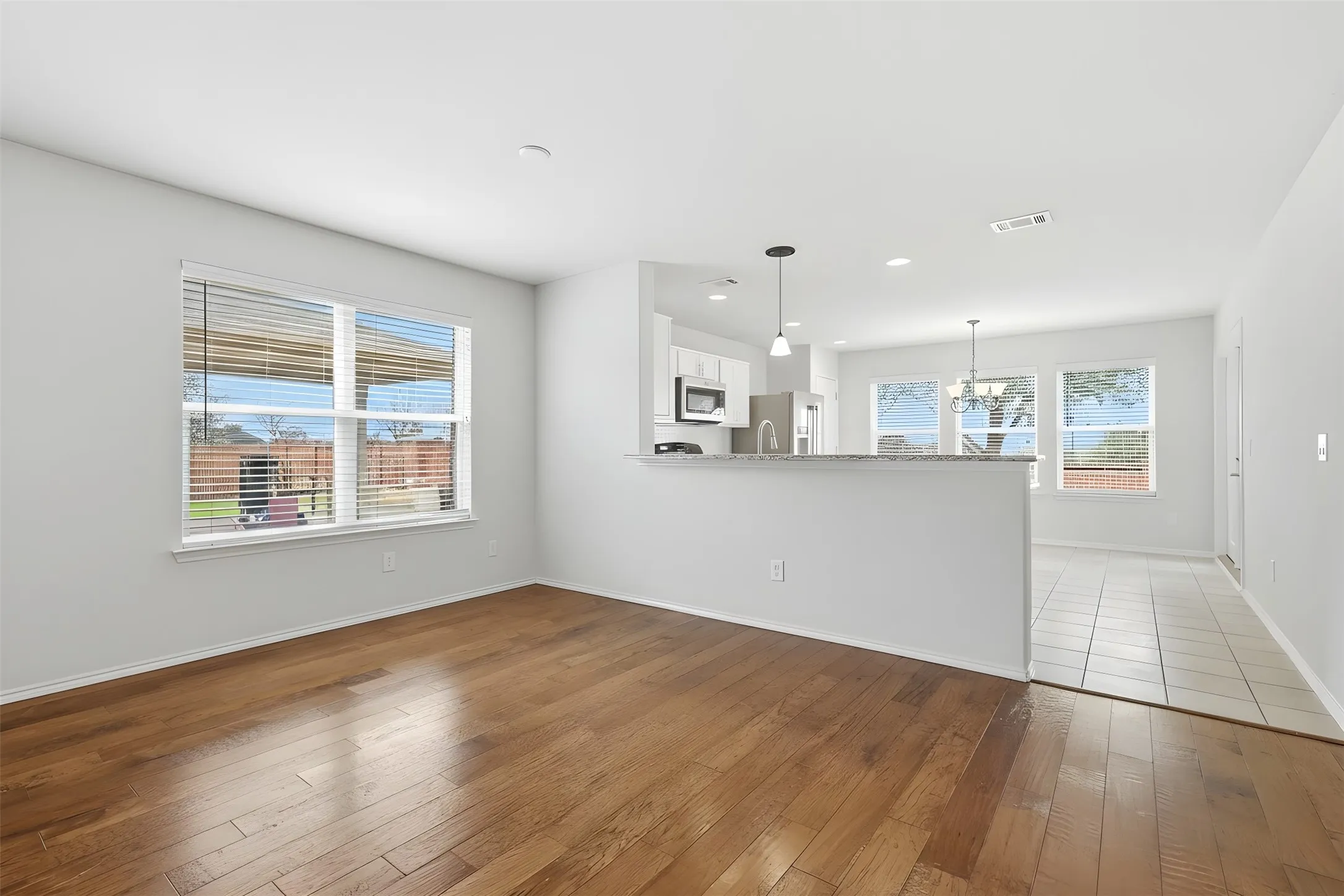 Dining Room with access to Kitchen