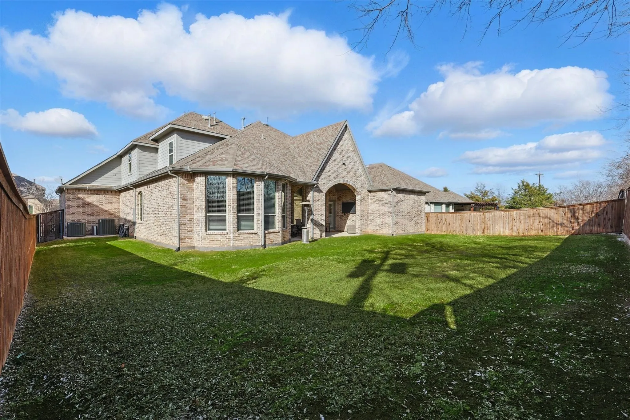 Single Family Residence For Sale in Collin County , 1120 Ellicott Drive, Celina, Texas 75009, 5 Bedroom, 7 Bathroom, 4 Garage spaces, 4,321 Sqft, built in 2017, Preowned, Price $939,999, mls#21161039, Real Estate Agent in Celina, Homes For Sale in Collin county, Homes For Sale in Celina, Realtor in Celina Texas, Real Estate Brokerage Independent Realty Texas, Luminita Cordes Realtor