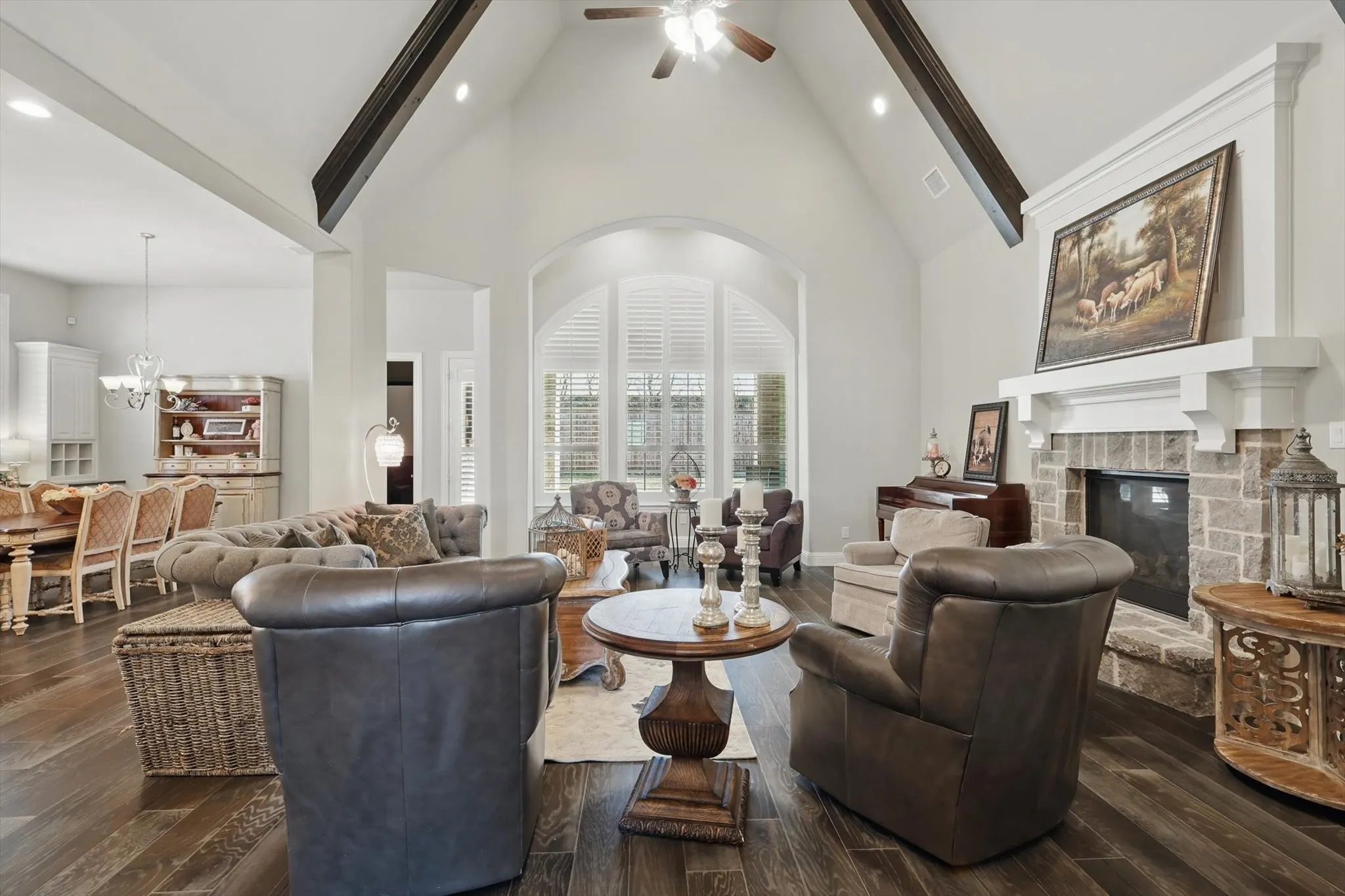 Single Family Residence For Sale in Collin County , 1120 Ellicott Drive, Celina, Texas 75009, 5 Bedroom, 7 Bathroom, 4 Garage spaces, 4,321 Sqft, built in 2017, Preowned, Price $939,999, mls#21161039, Real Estate Agent in Celina, Homes For Sale in Collin county, Homes For Sale in Celina, Realtor in Celina Texas, Real Estate Brokerage Independent Realty Texas, Luminita Cordes Realtor