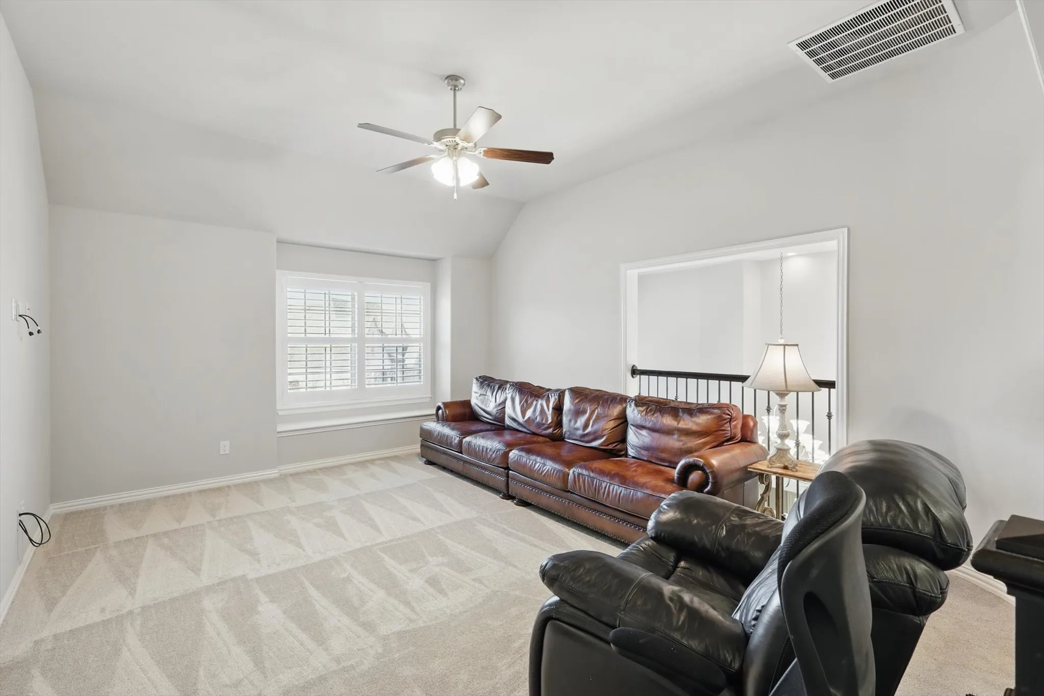 Single Family Residence For Sale in Collin County , 1120 Ellicott Drive, Celina, Texas 75009, 5 Bedroom, 7 Bathroom, 4 Garage spaces, 4,321 Sqft, built in 2017, Preowned, Price $939,999, mls#21161039, Real Estate Agent in Celina, Homes For Sale in Collin county, Homes For Sale in Celina, Realtor in Celina Texas, Real Estate Brokerage Independent Realty Texas, Luminita Cordes Realtor