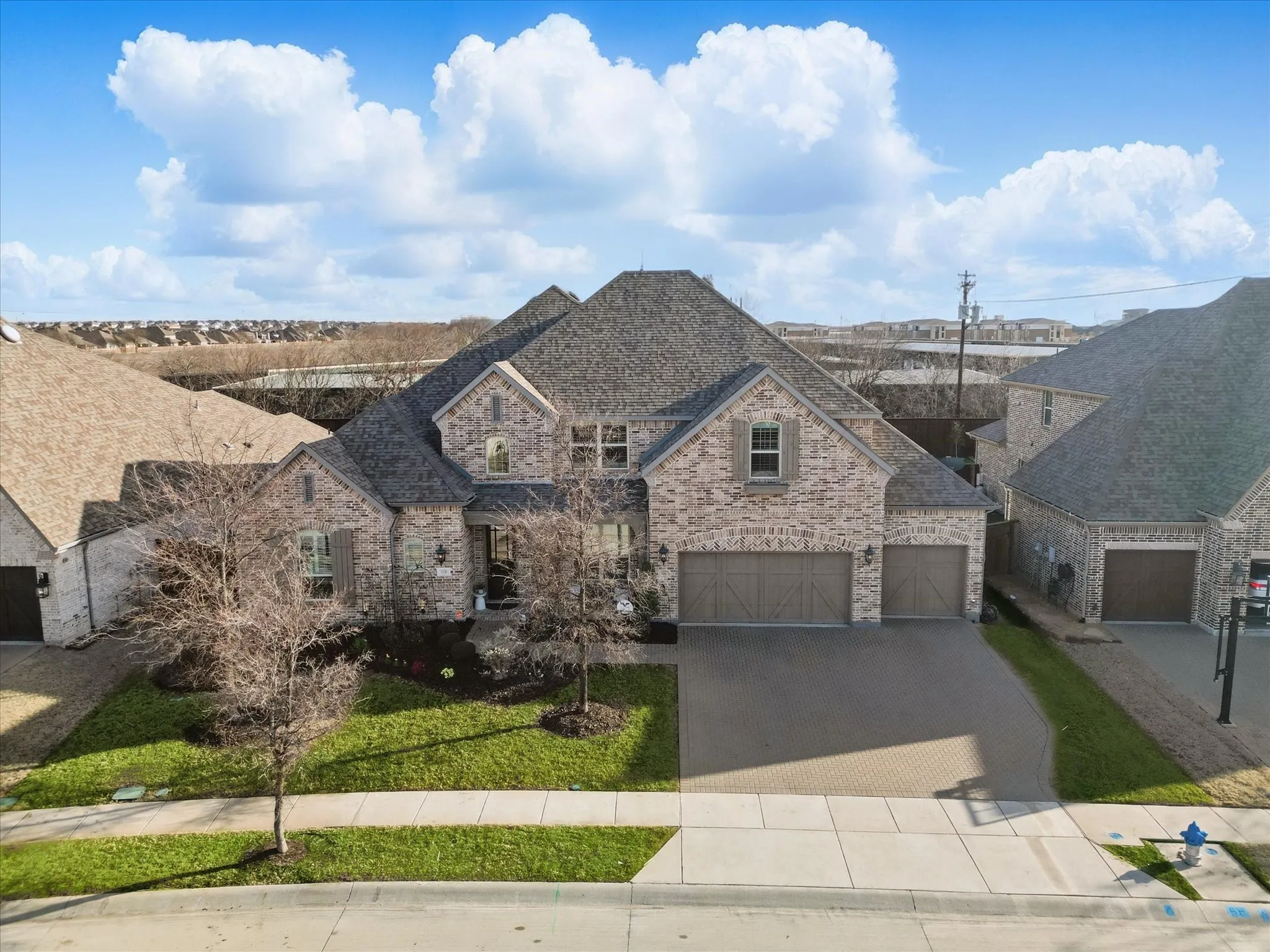Single Family Residence For Sale in Collin County , 1120 Ellicott Drive, Celina, Texas 75009, 5 Bedroom, 7 Bathroom, 4 Garage spaces, 4,321 Sqft, built in 2017, Preowned, Price $939,999, mls#21161039, Real Estate Agent in Celina, Homes For Sale in Collin county, Homes For Sale in Celina, Realtor in Celina Texas, Real Estate Brokerage Independent Realty Texas, Luminita Cordes Realtor