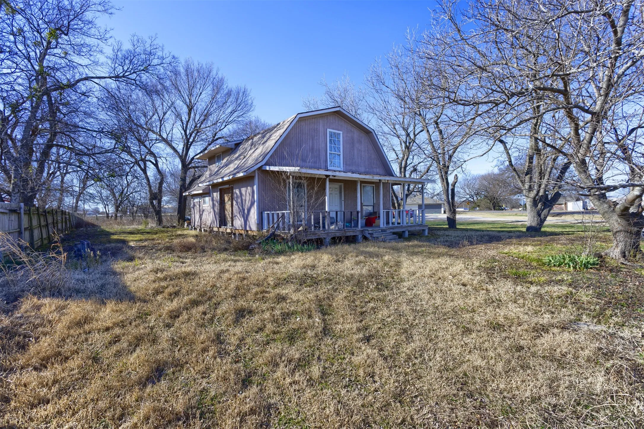 Improved Land For Sale in Hunt County , 80 N US Highway 69, Celeste, Texas 75423, 0, 0, Garage spaces, 0 Sqft, built in 0, Price $82,000, mls#21160943, Real Estate Agent in Celeste, Homes For Sale in Hunt county, Homes For Sale in Celeste, Realtor in Celeste Texas, Real Estate Brokerage Independent Realty Texas, Luminita Cordes Realtor