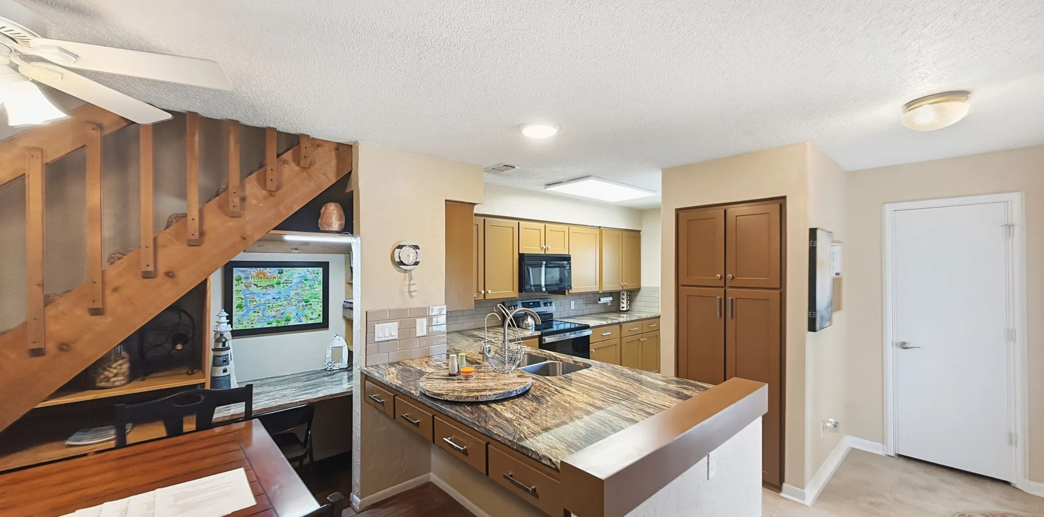 Condominium For Sale in Palo Pinto County , 3037 Hells Gate Loop C208, Possum Kingdom Lake, Texas 76475, 3 Bedrooms, 2 Bathrooms, Garage spaces, 1,340 Sqft, built in 1988, Preowned, Price $330,000, mls#21132412, Real Estate Agent in Possum Kingdom Lake, Homes For Sale in Palo Pinto county, Homes For Sale in Possum Kingdom Lake, Realtor in Possum Kingdom Lake Texas, Real Estate Brokerage Independent Realty Texas, Luminita Cordes Realtor