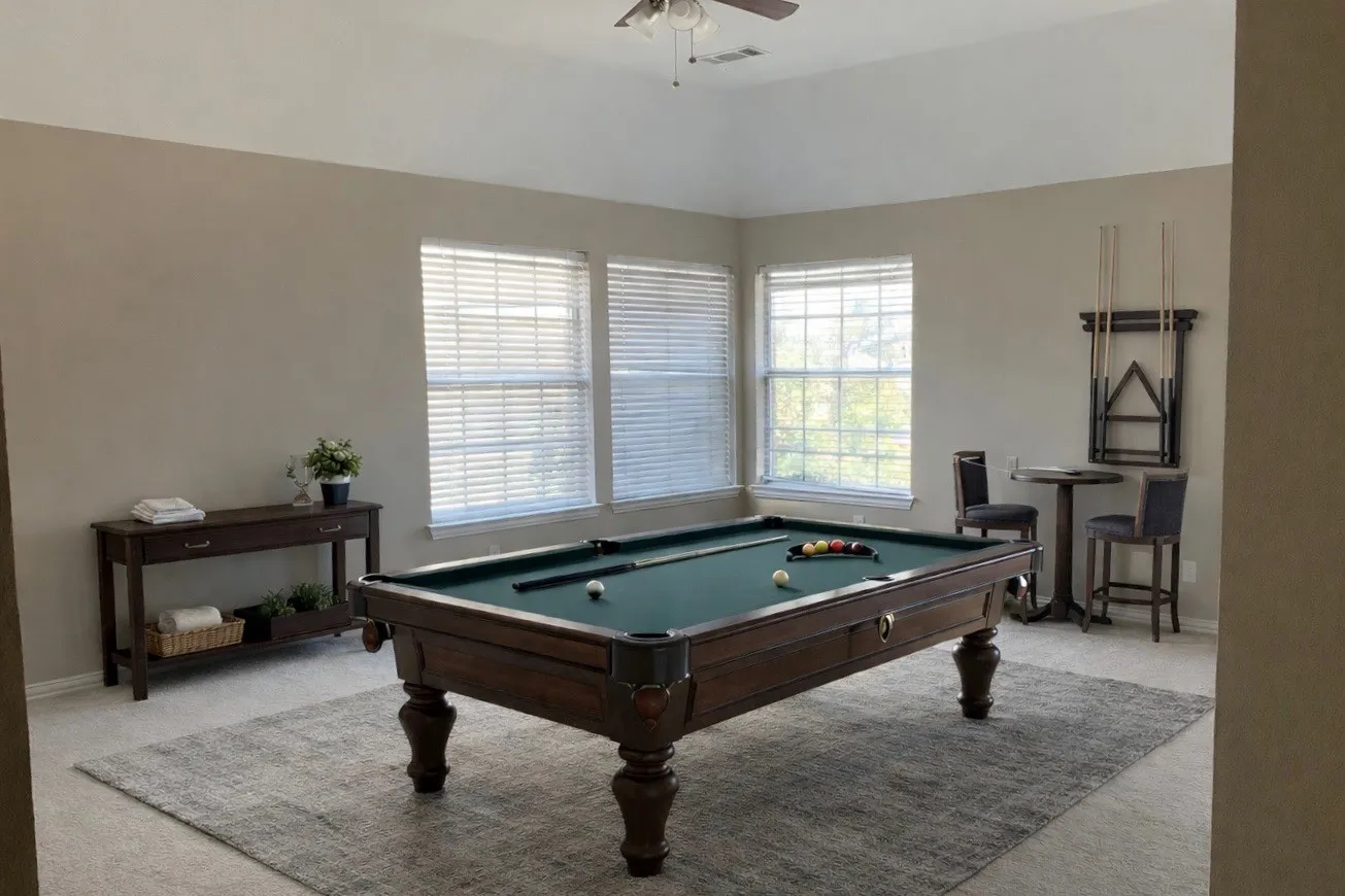 Single Family Residence For Rent in Tarrant County , 1308 Normandy Drive, Southlake, Texas 76092, 4 Bedroom, 5 Bathroom, 3 Garage spaces, 4,158 Sqft, built in 1994, mls#21161510, Real Estate Agent in Southlake, Homes For Rent in Tarrant county, Homes For Rent in Southlake, Realtor in Southlake Texas, Real Estate Brokerage Independent Realty Texas, Luminita Cordes Realtor